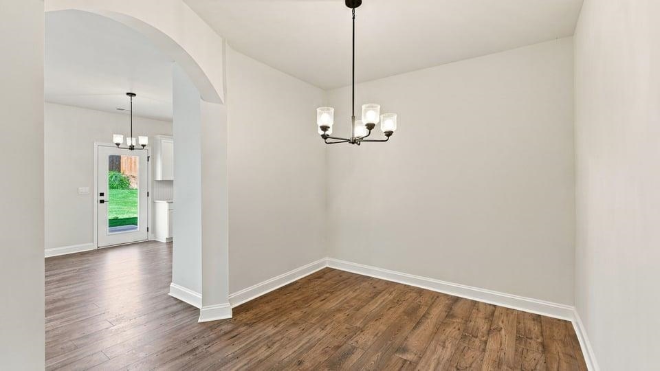 570 Woodcot Drive Property Photo 9