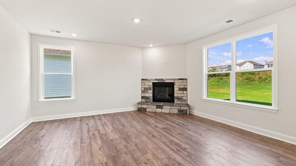 570 Woodcot Drive Property Photo 11