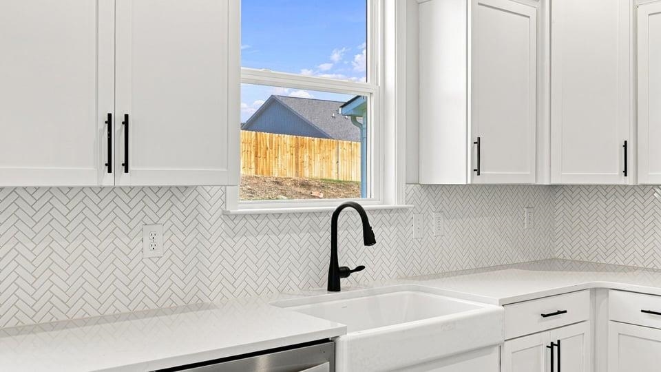 570 Woodcot Drive Property Photo 16