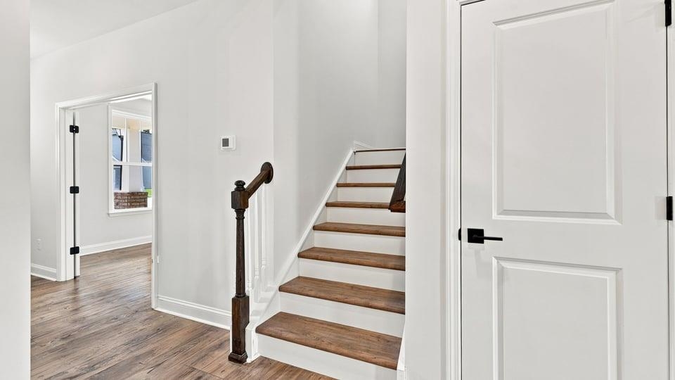 570 Woodcot Drive Property Photo 21