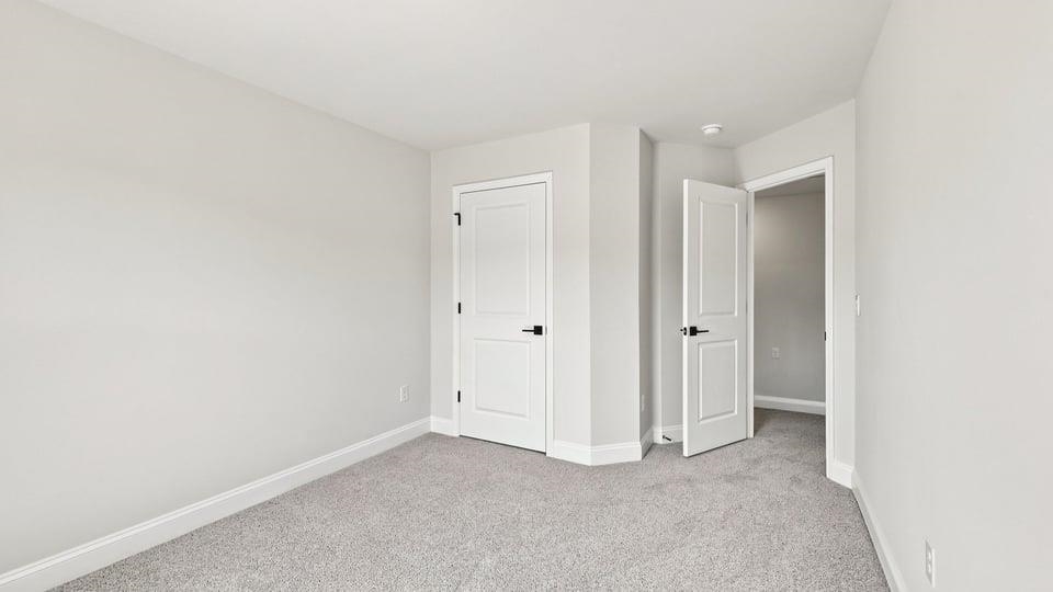 570 Woodcot Drive Property Photo 23