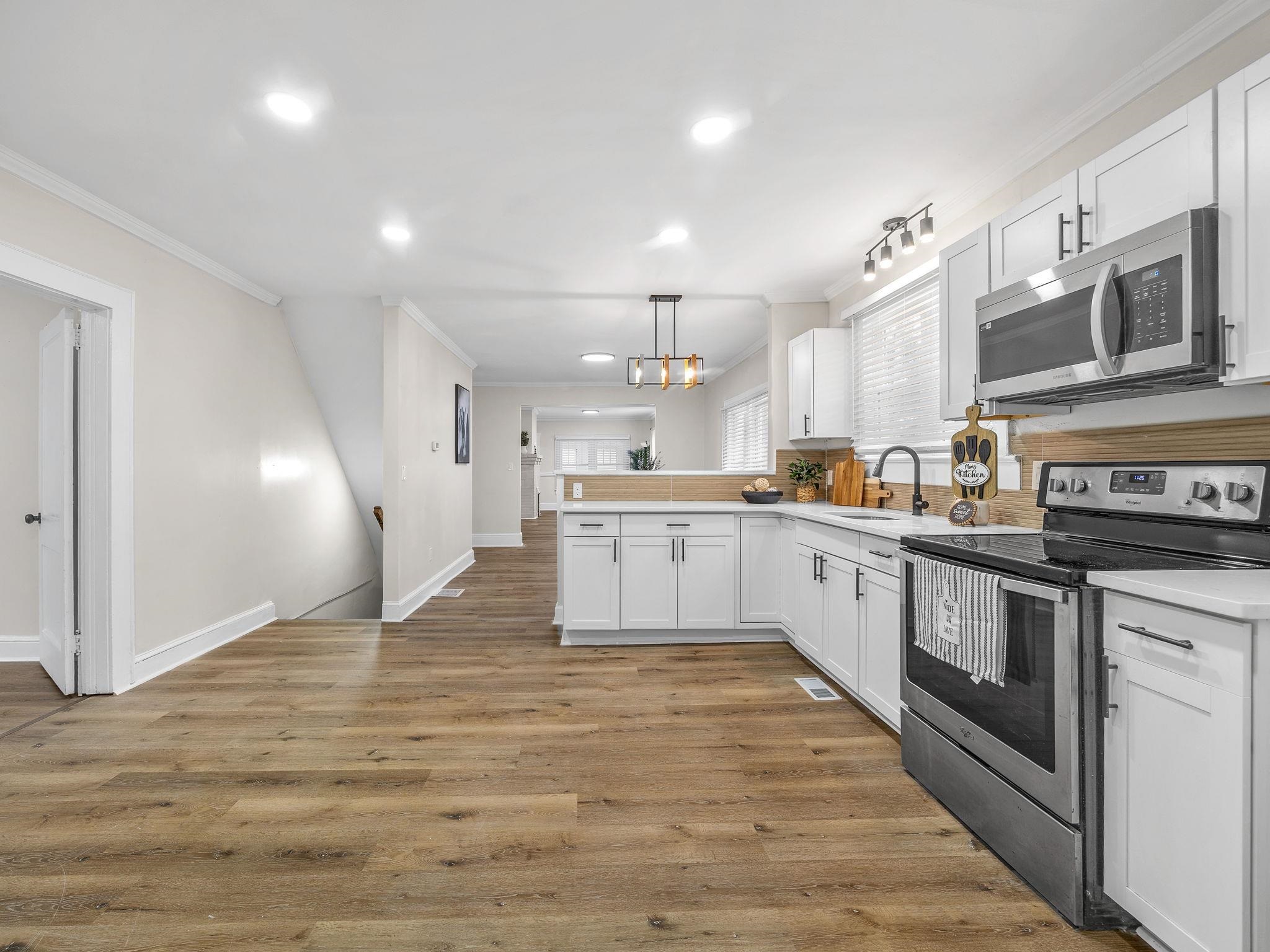 303 Highland Ave Property Photo 10