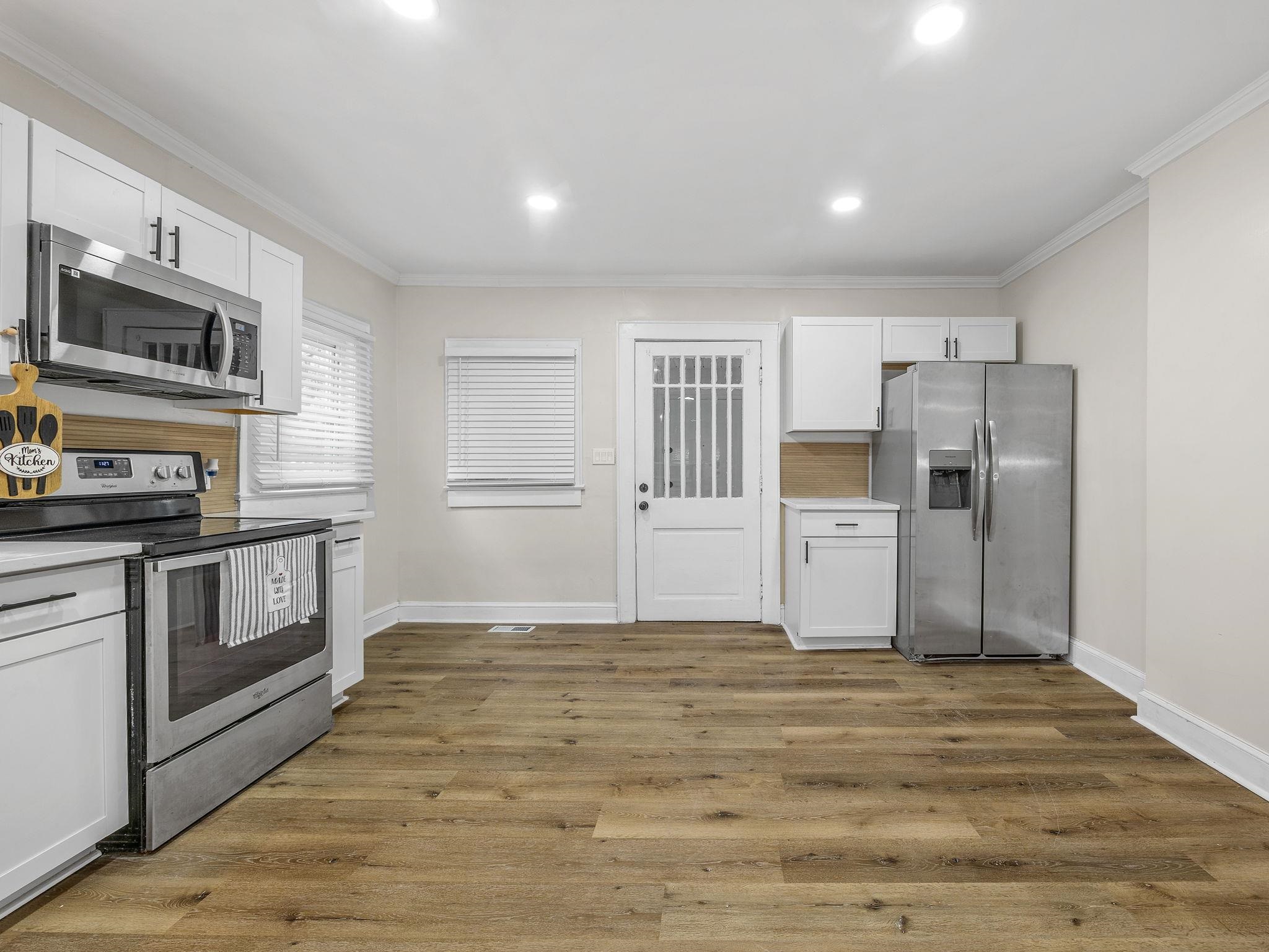 303 Highland Ave Property Photo 14