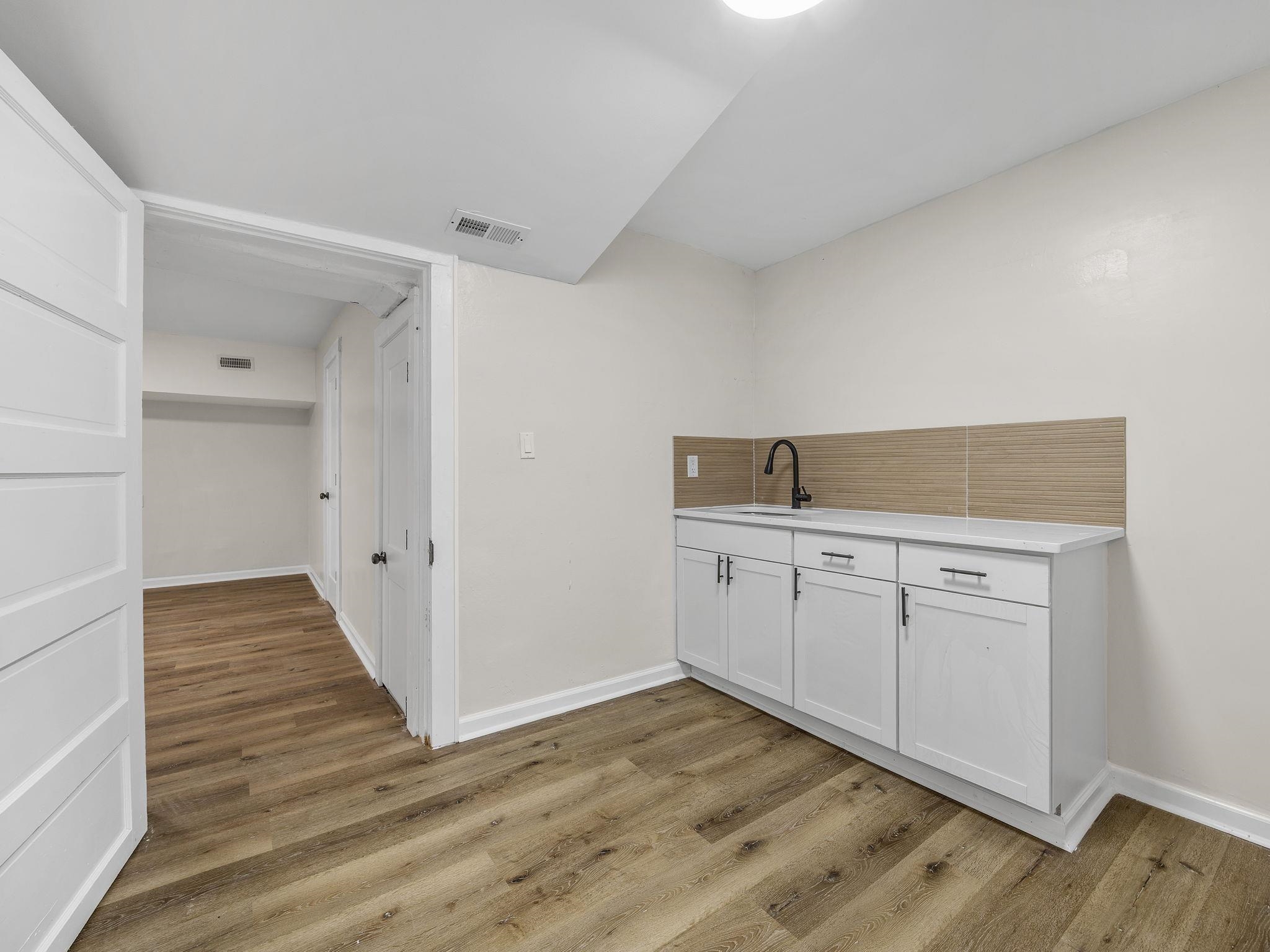 303 Highland Ave Property Photo 41