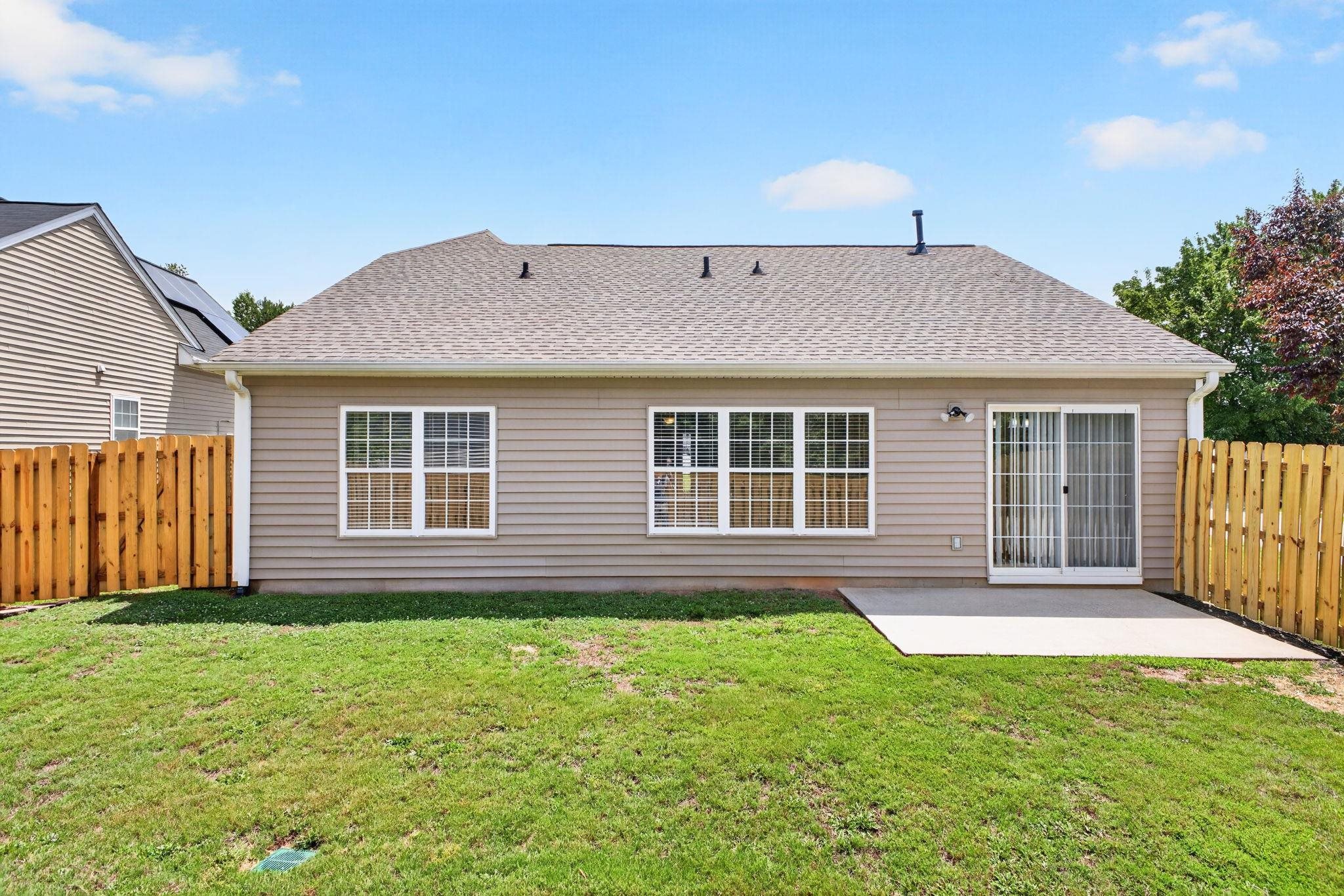 101 Constantine Way Property Photo 2