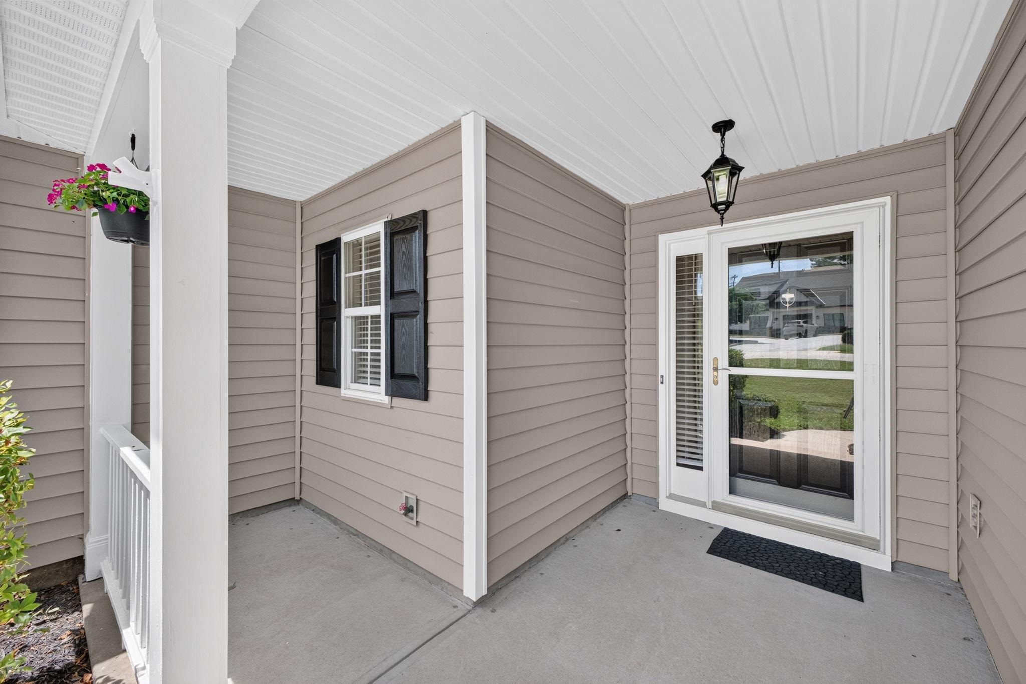 101 Constantine Way Property Photo 3