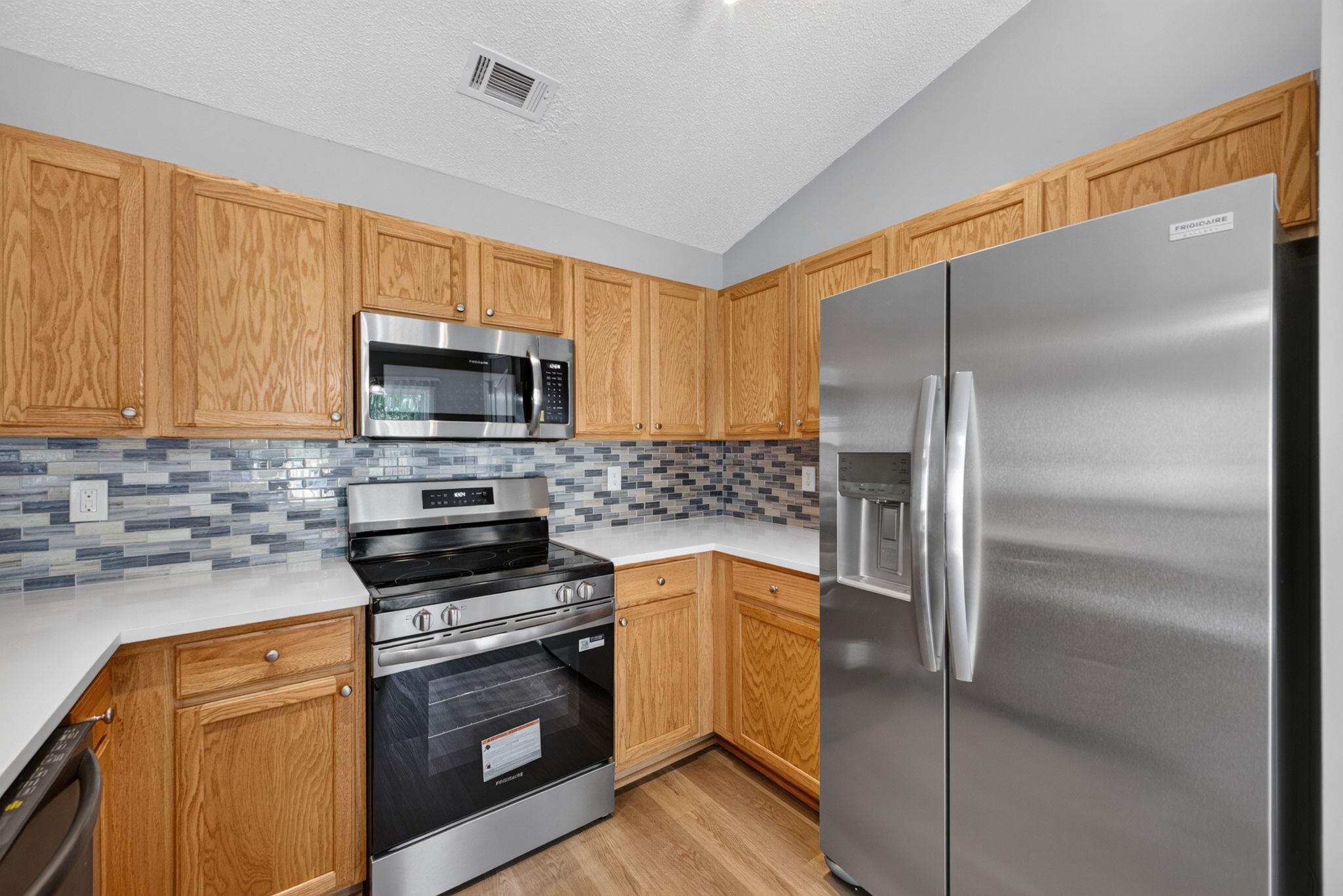 101 Constantine Way Property Photo 16