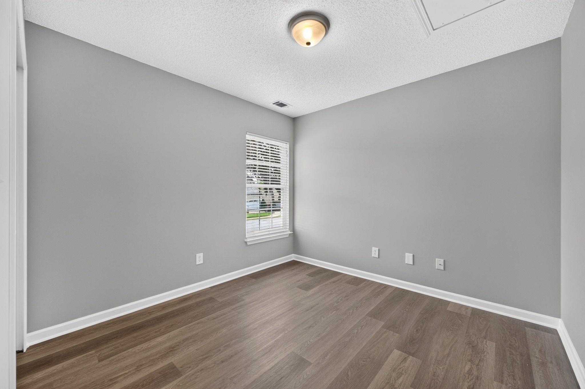 101 Constantine Way Property Photo 29