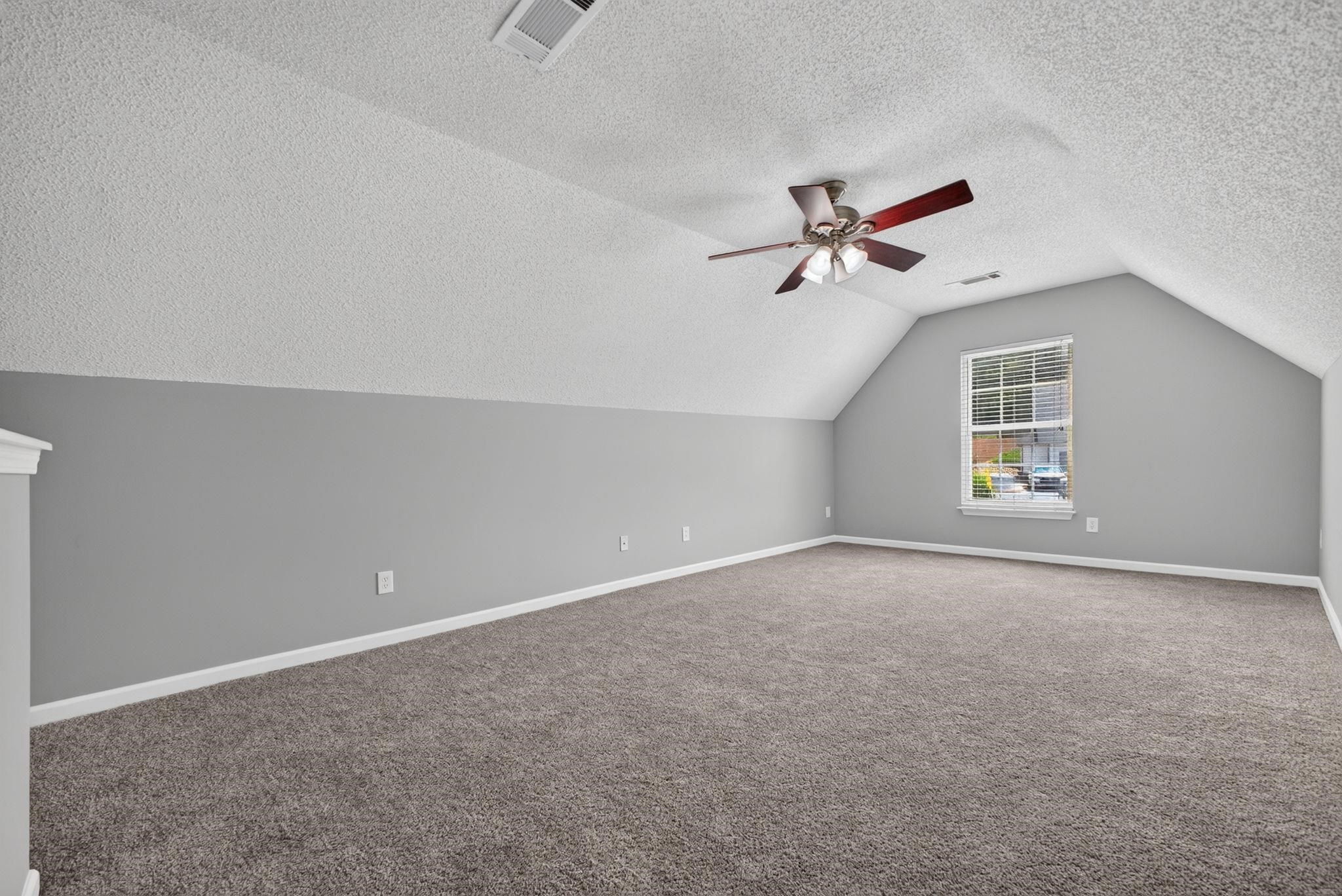 101 Constantine Way Property Photo 33