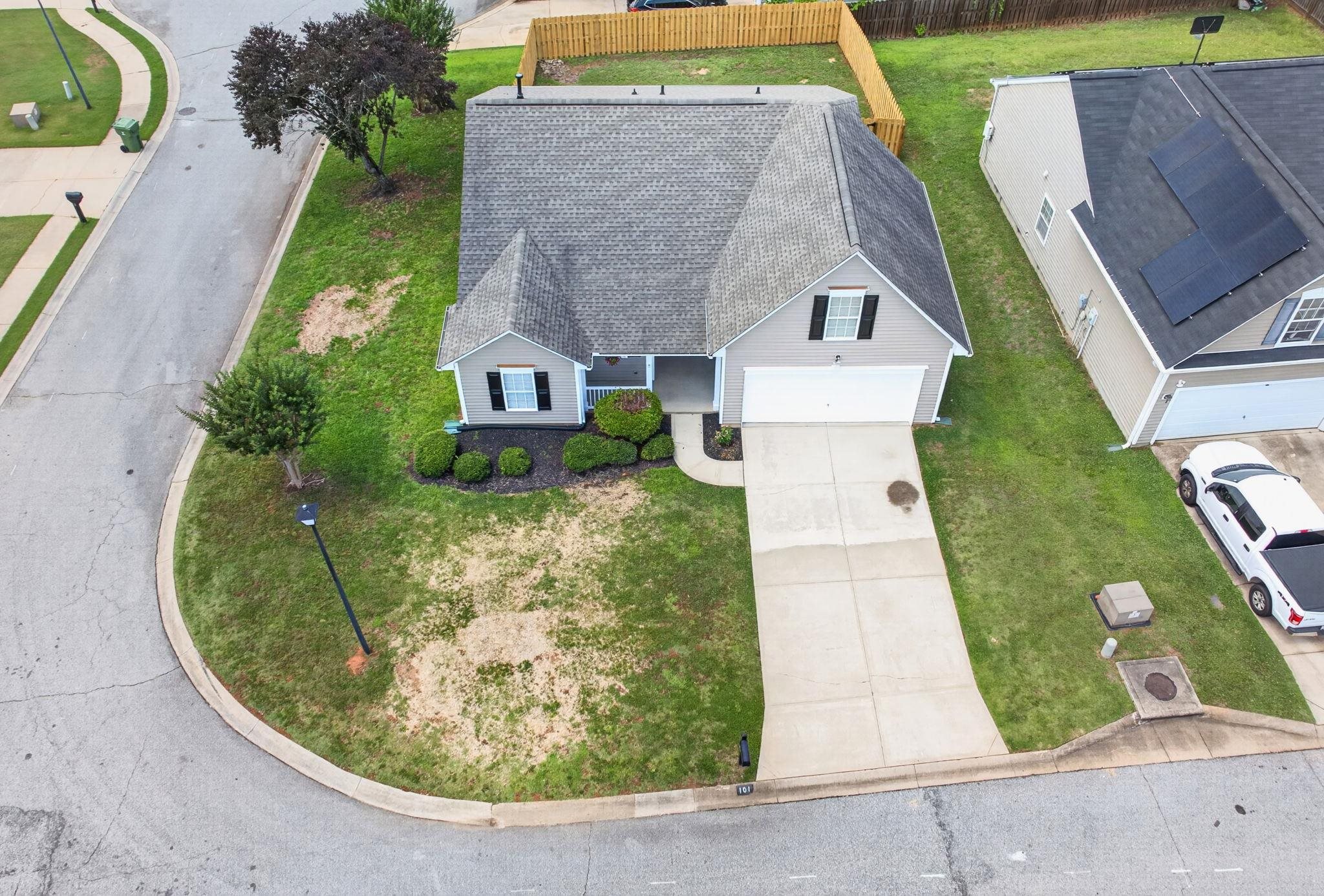101 Constantine Way Property Photo 39