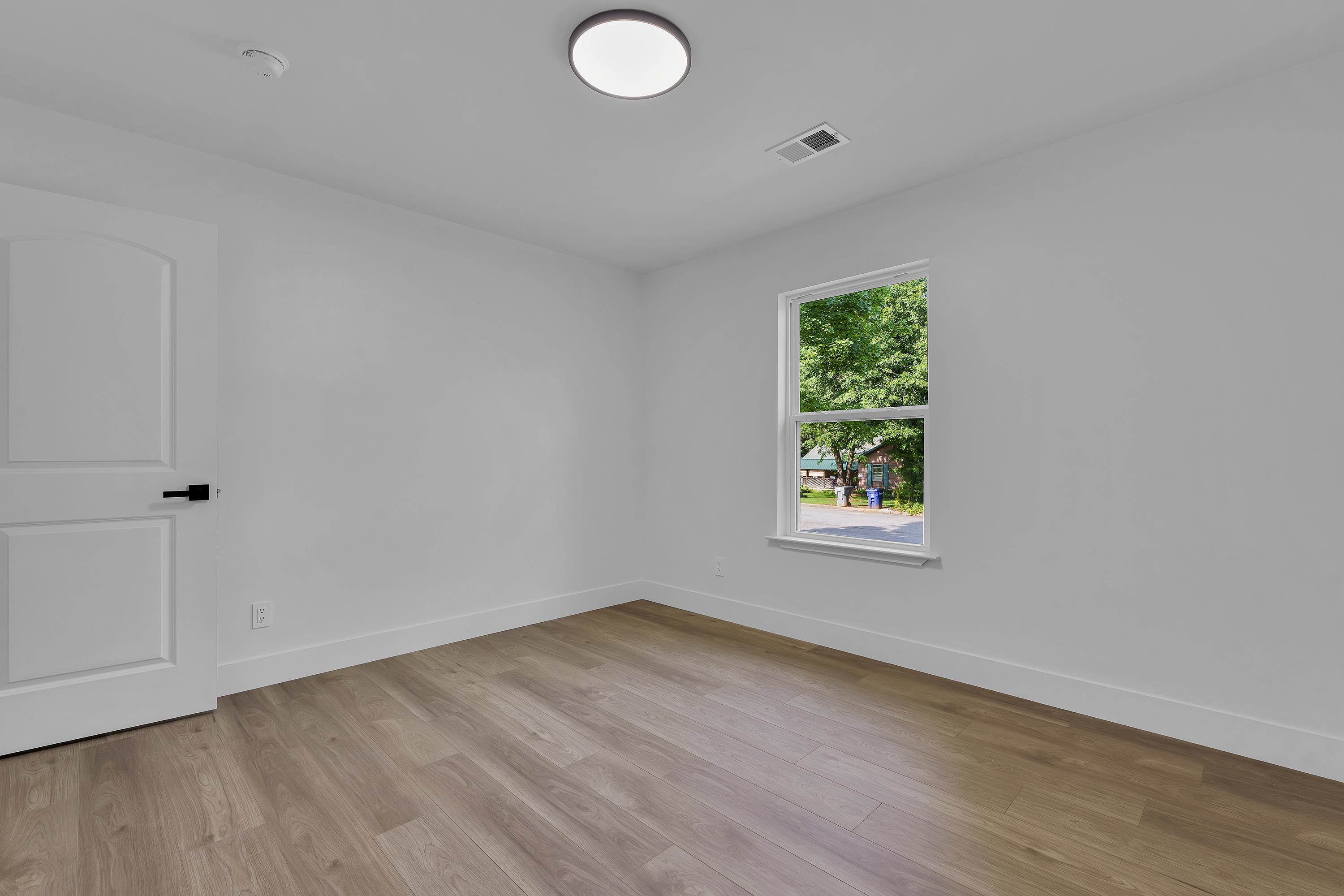 208 Seven Oaks Lane Property Photo 22