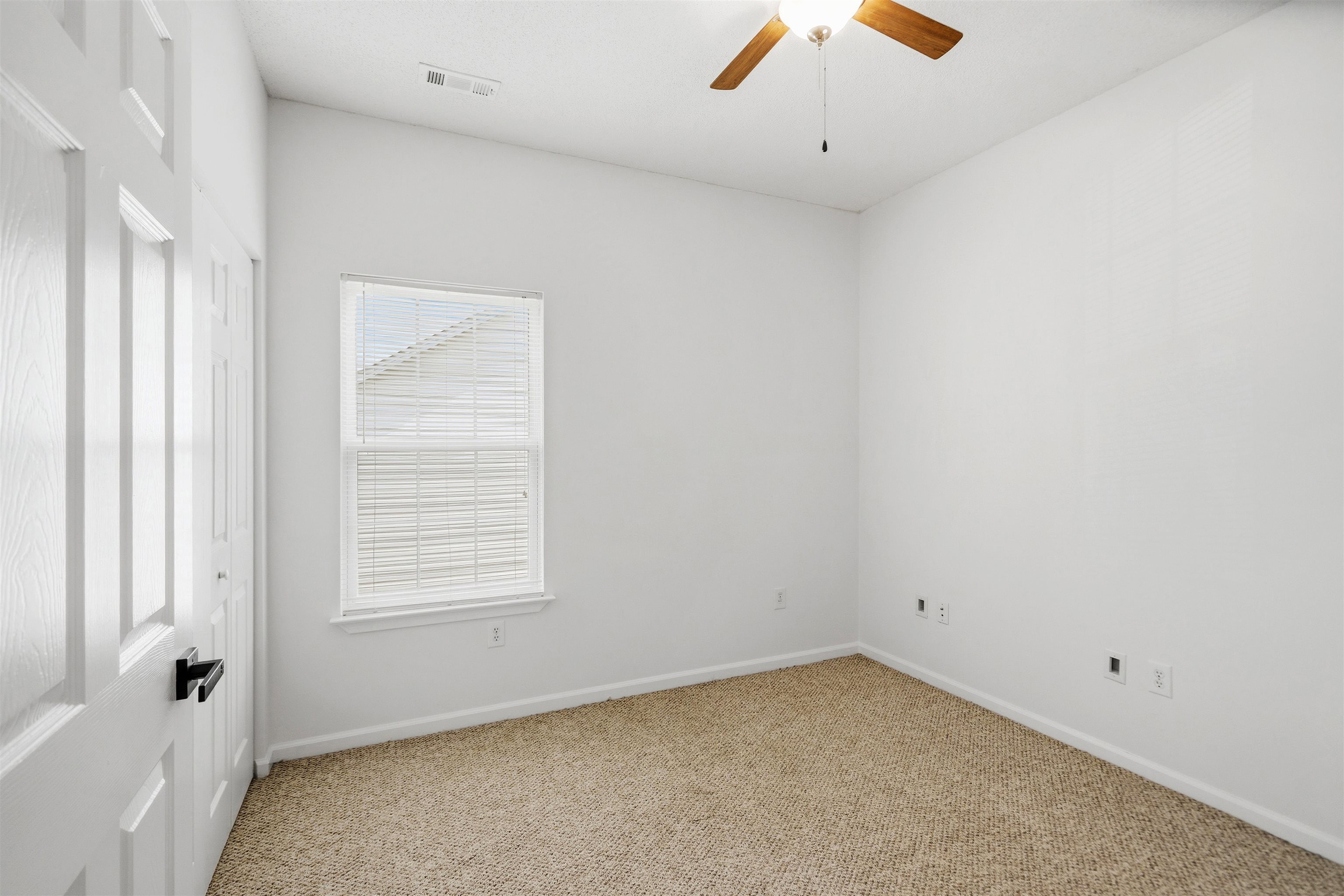 234 W Pheasant Hill Drive Property Photo 14