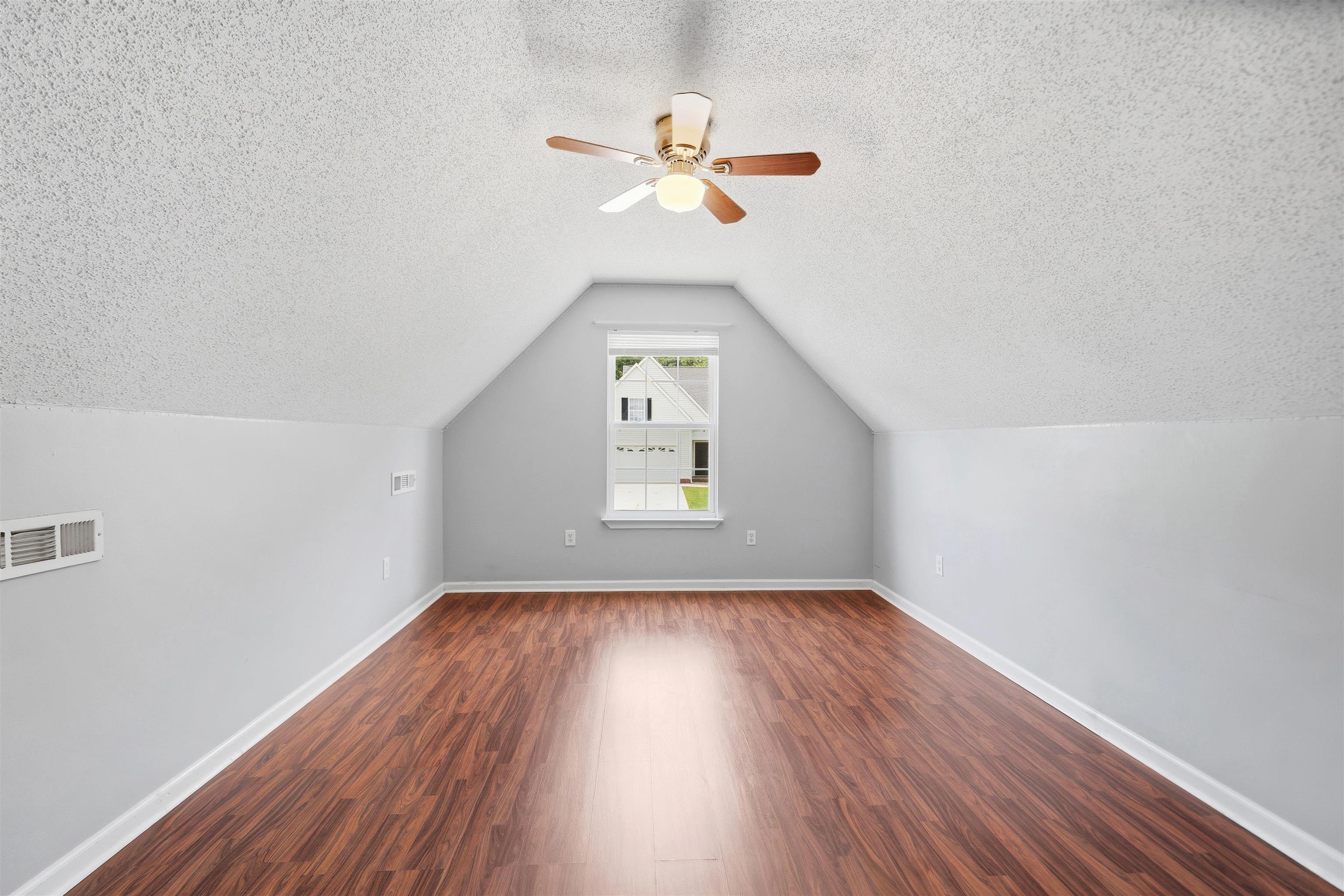 234 W Pheasant Hill Drive Property Photo 17