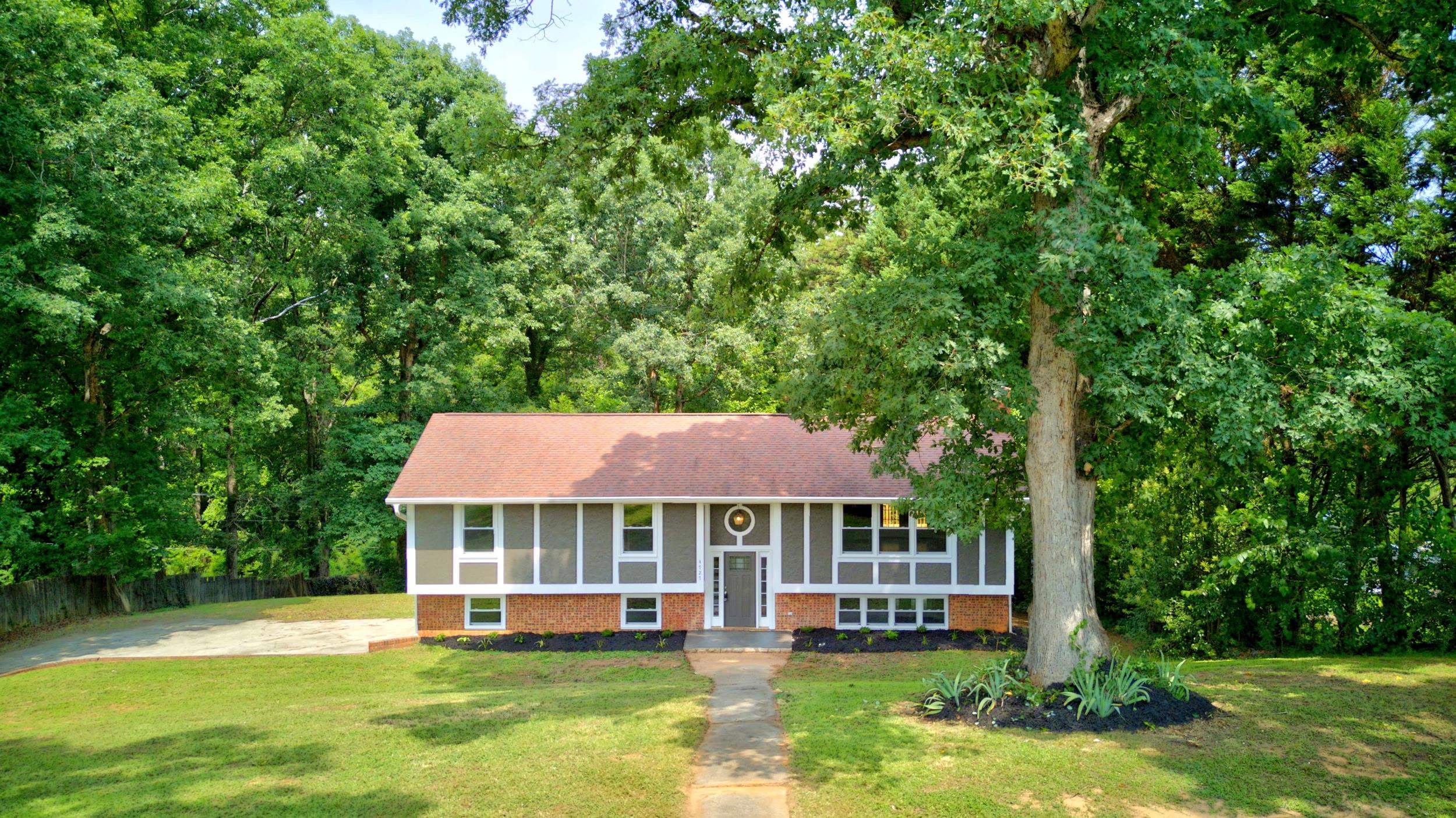 4727 Worden Drive Property Photo 3