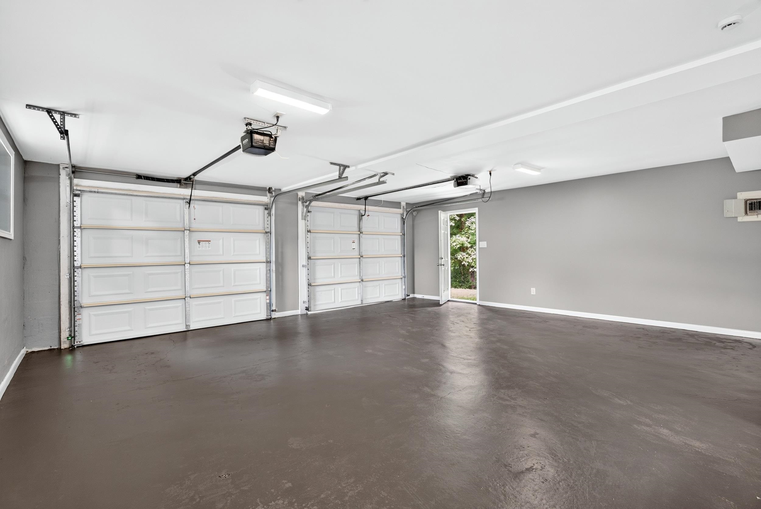 4727 Worden Drive Property Photo 40