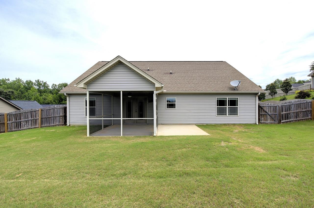 411 Shoreline Boulevard Property Photo 37