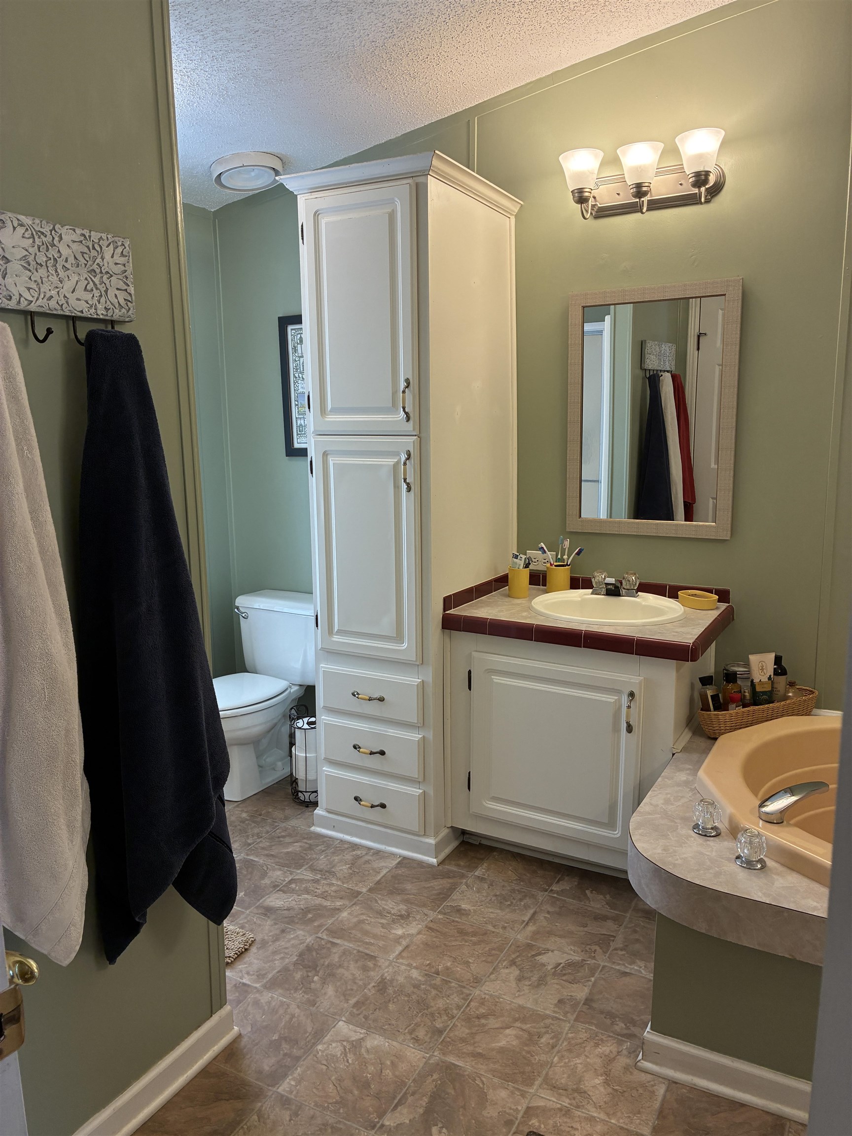 777 Happy Valley Road Property Photo 23