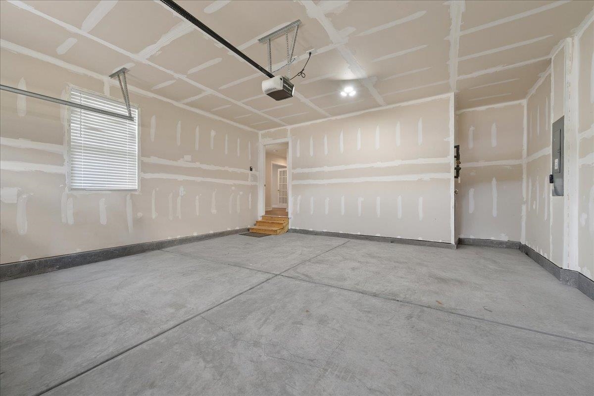 651 Olivia Springs Drive Property Photo 35