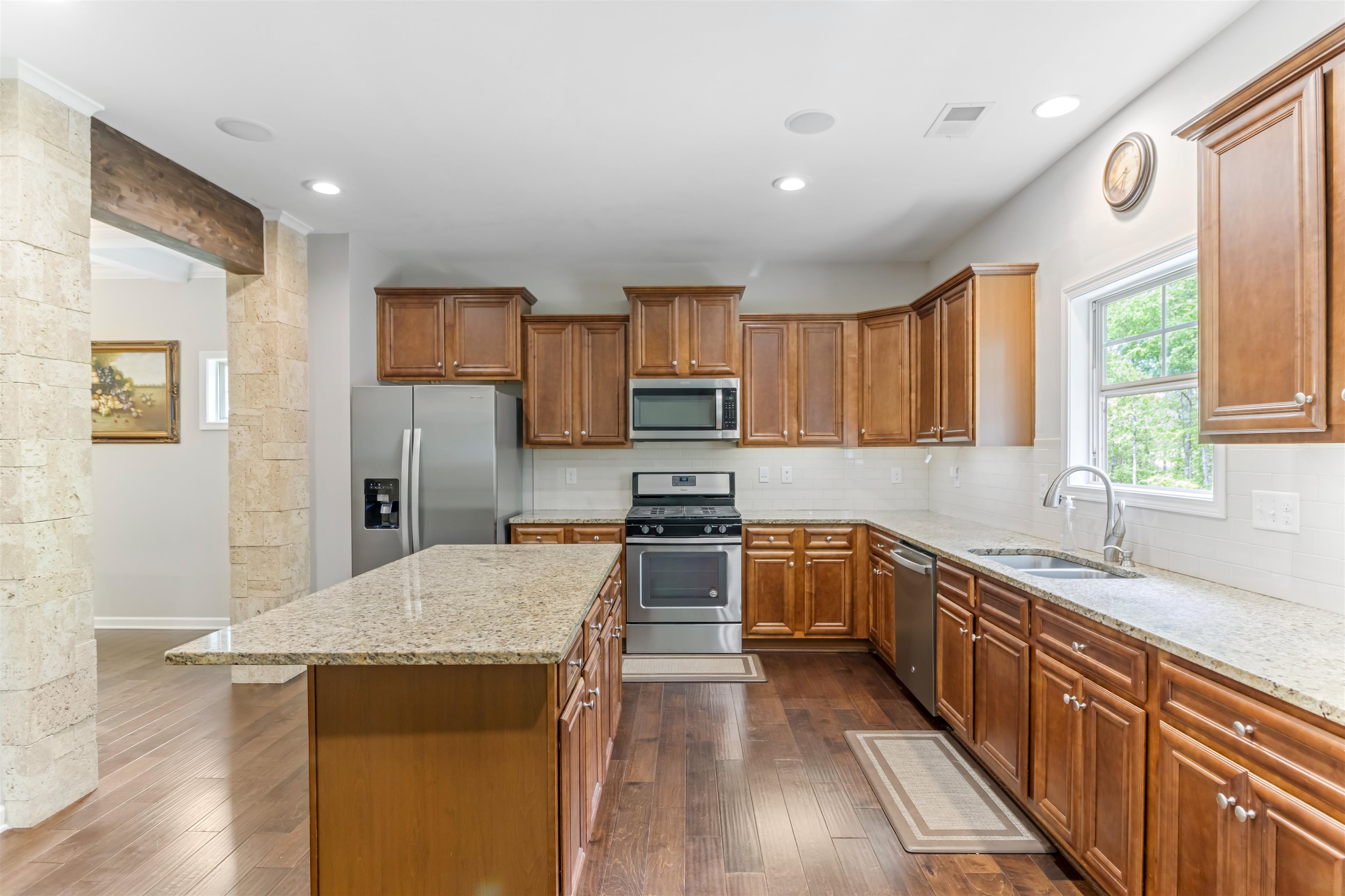 540 Bella Woods Trail Property Photo 8