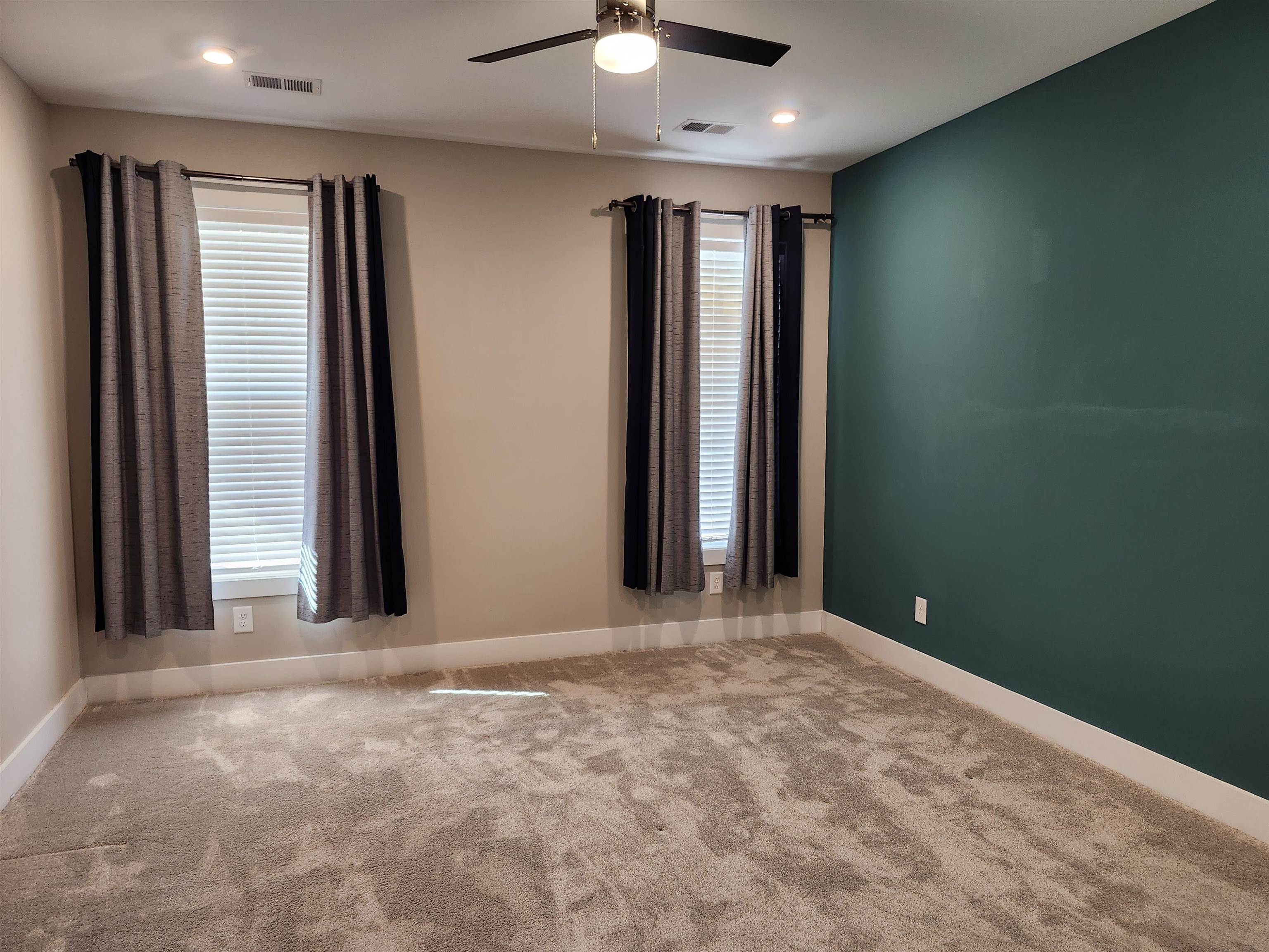 1008 Glohaven Way Property Photo 19