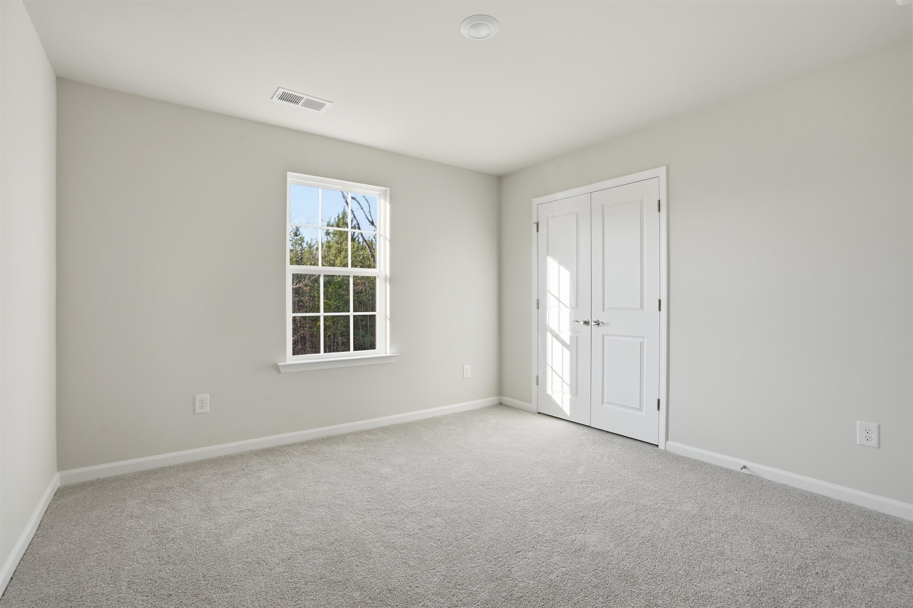 905 Kitson Court Property Photo 22