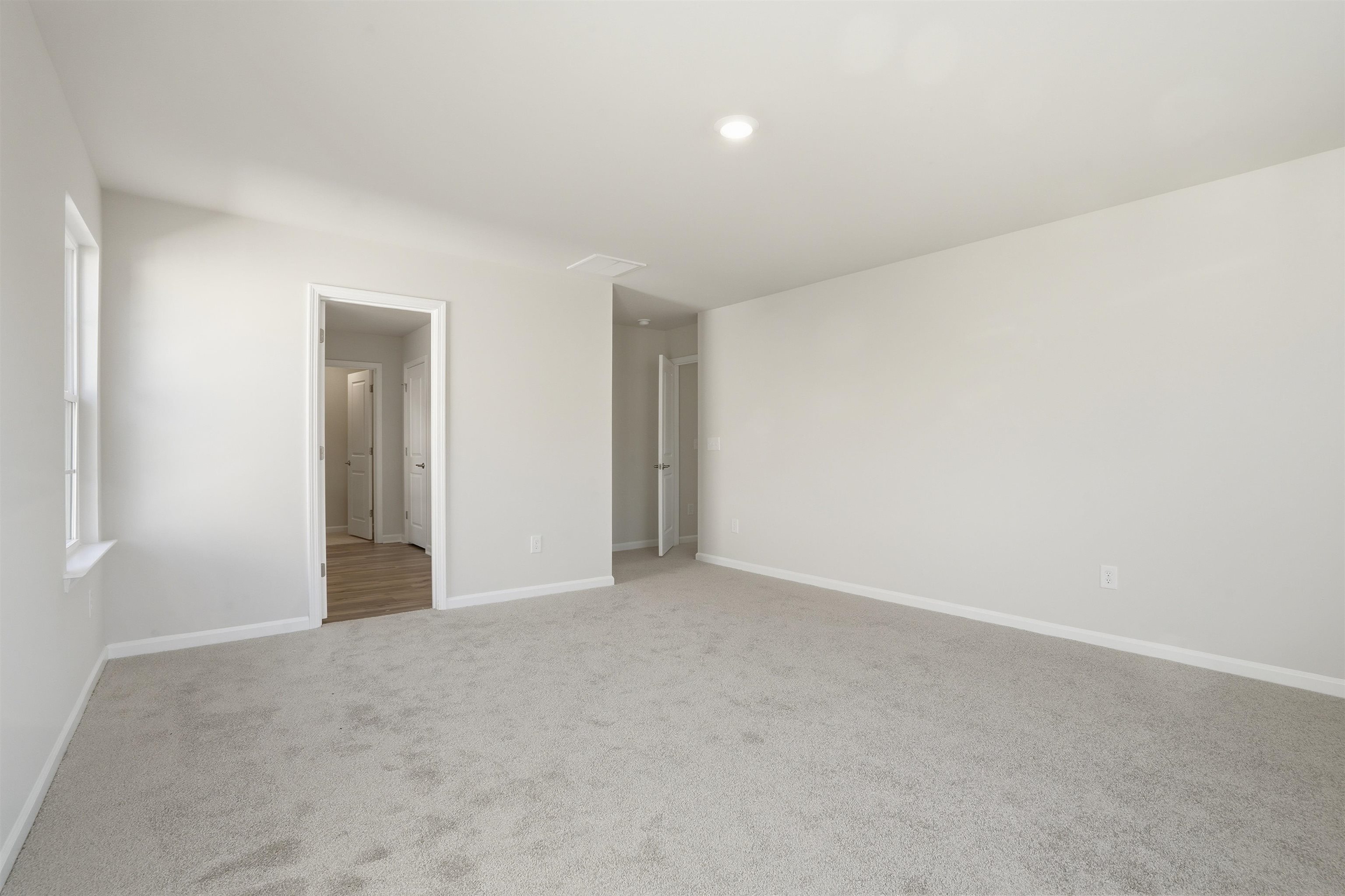 905 Kitson Court Property Photo 27