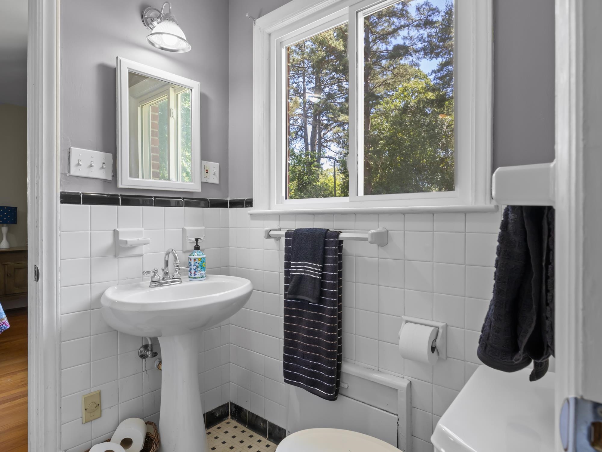 201 Spruce Street Property Photo 24