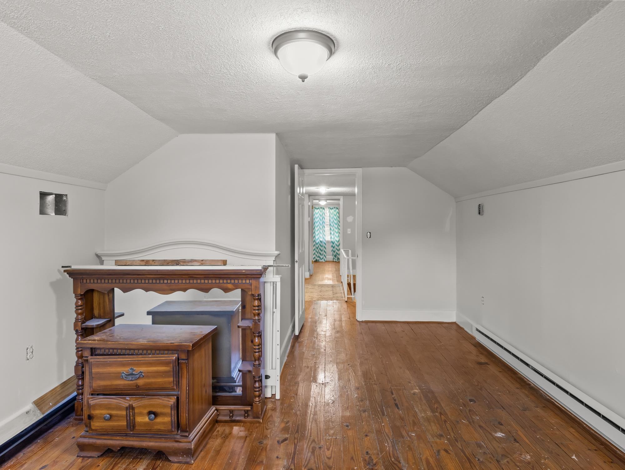 201 Spruce Street Property Photo 33