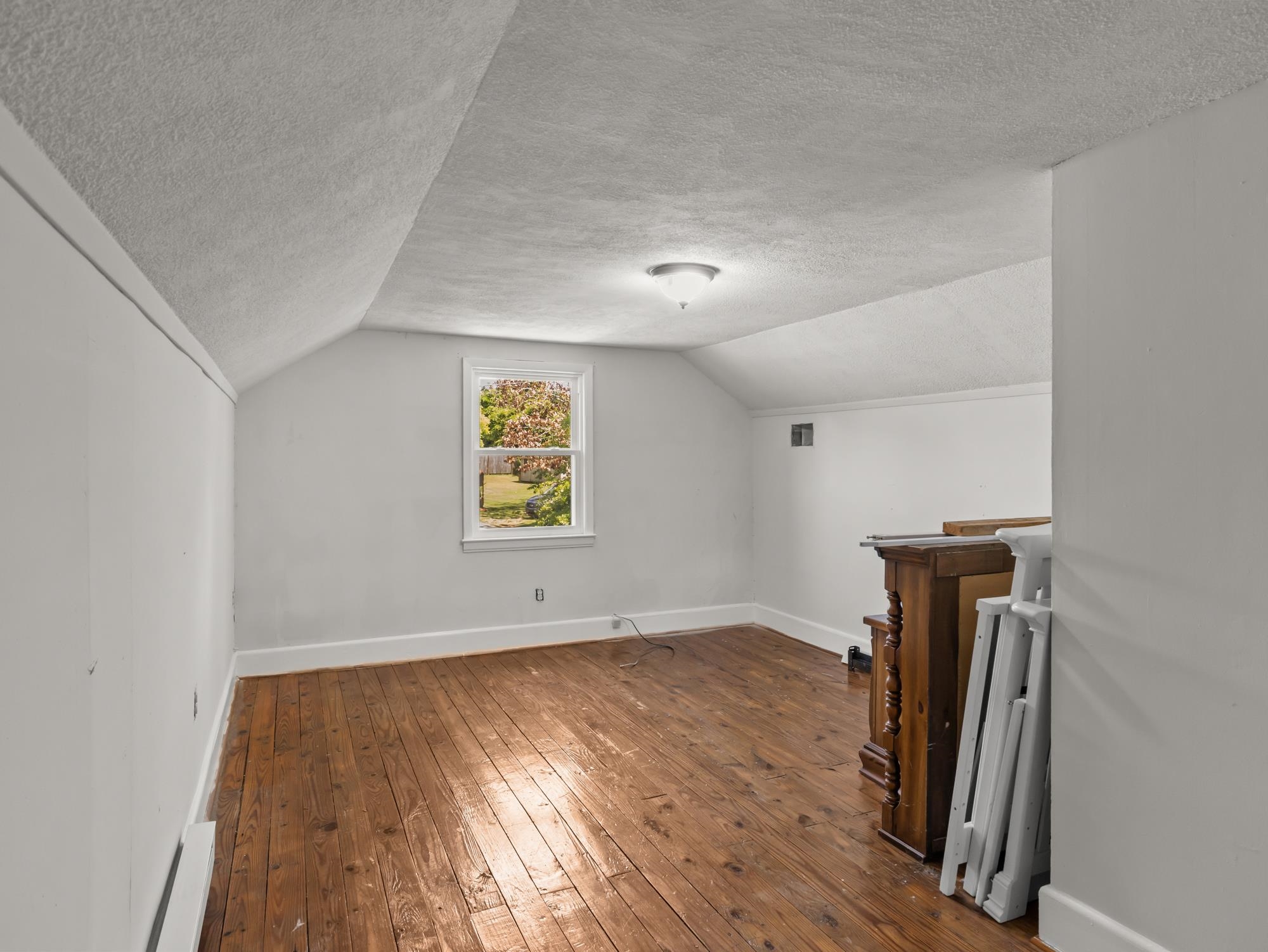 201 Spruce Street Property Photo 34