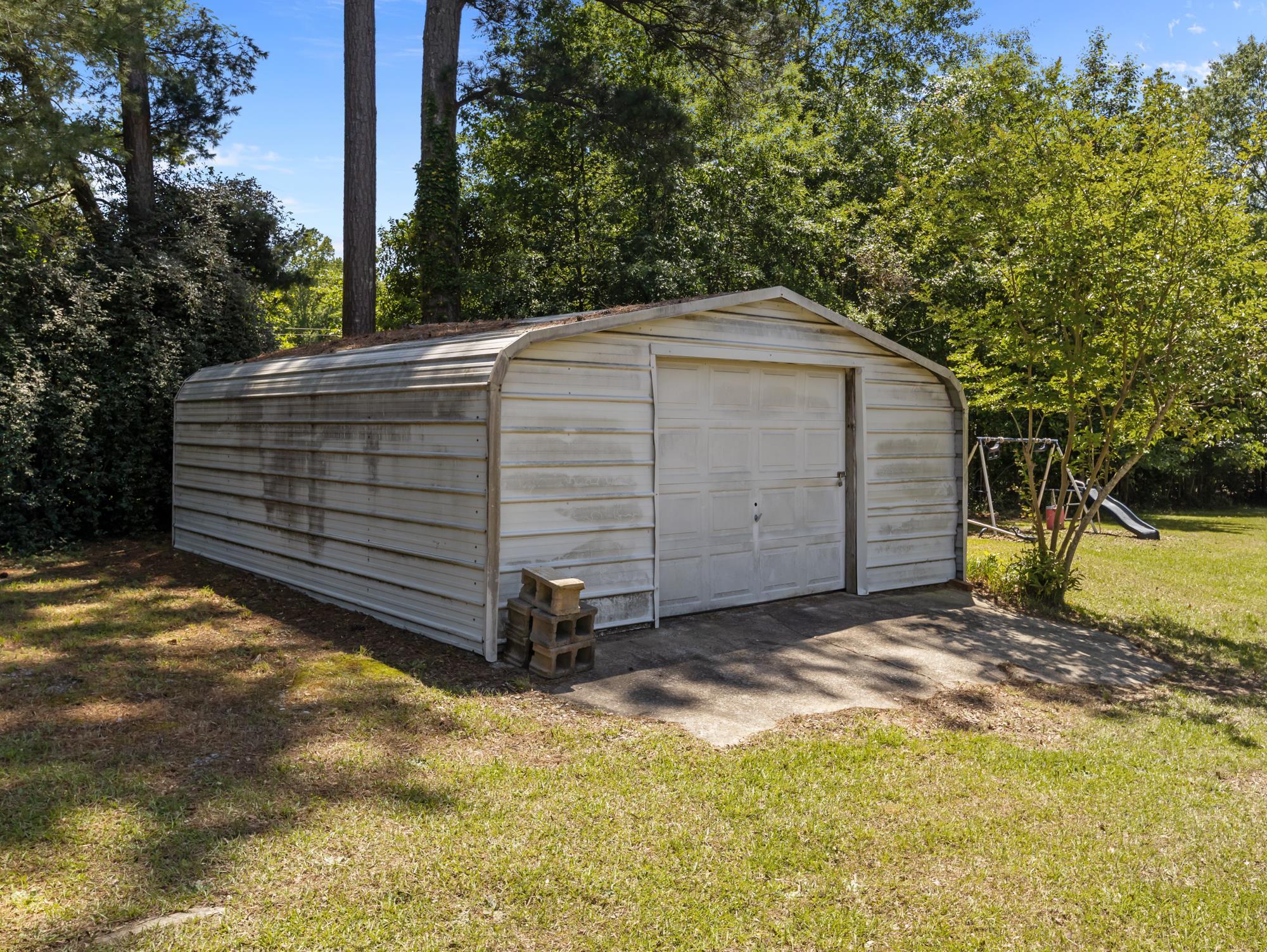 201 Spruce Street Property Photo 43
