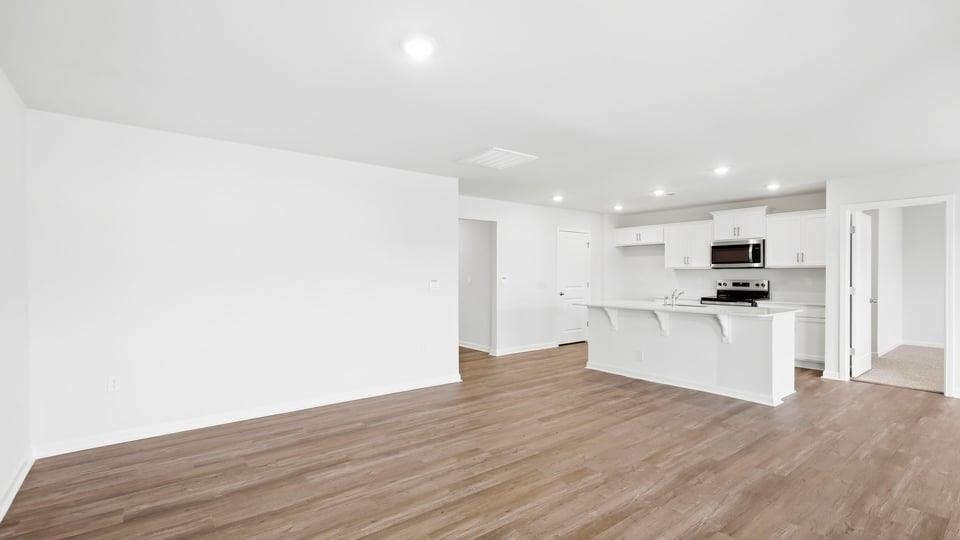 945 Kerwood Street Property Photo 13