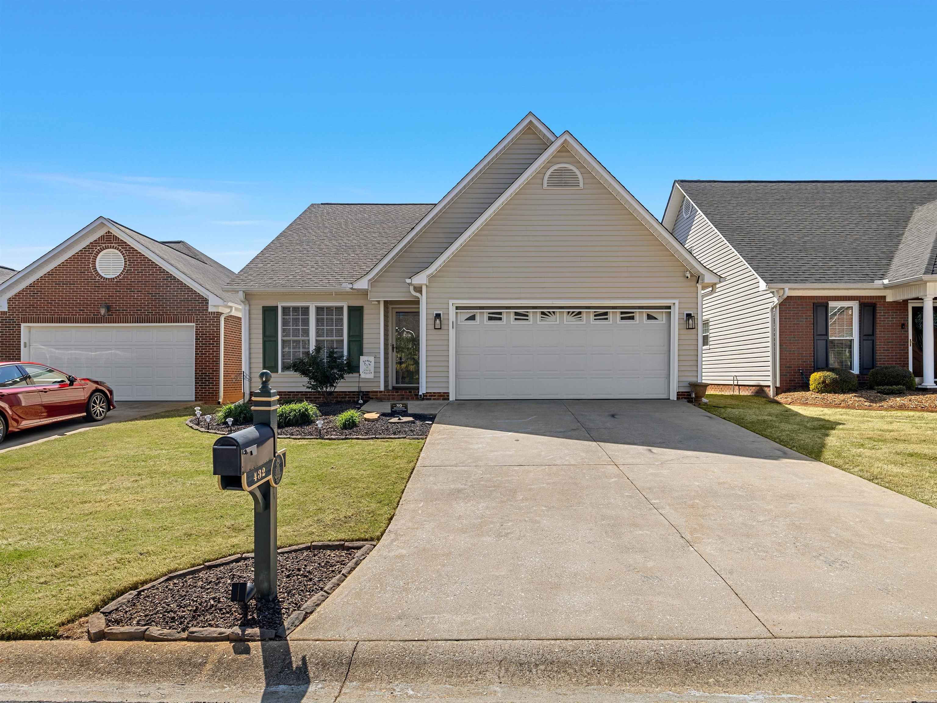 432 Rambling Rose Way Property Photo 8