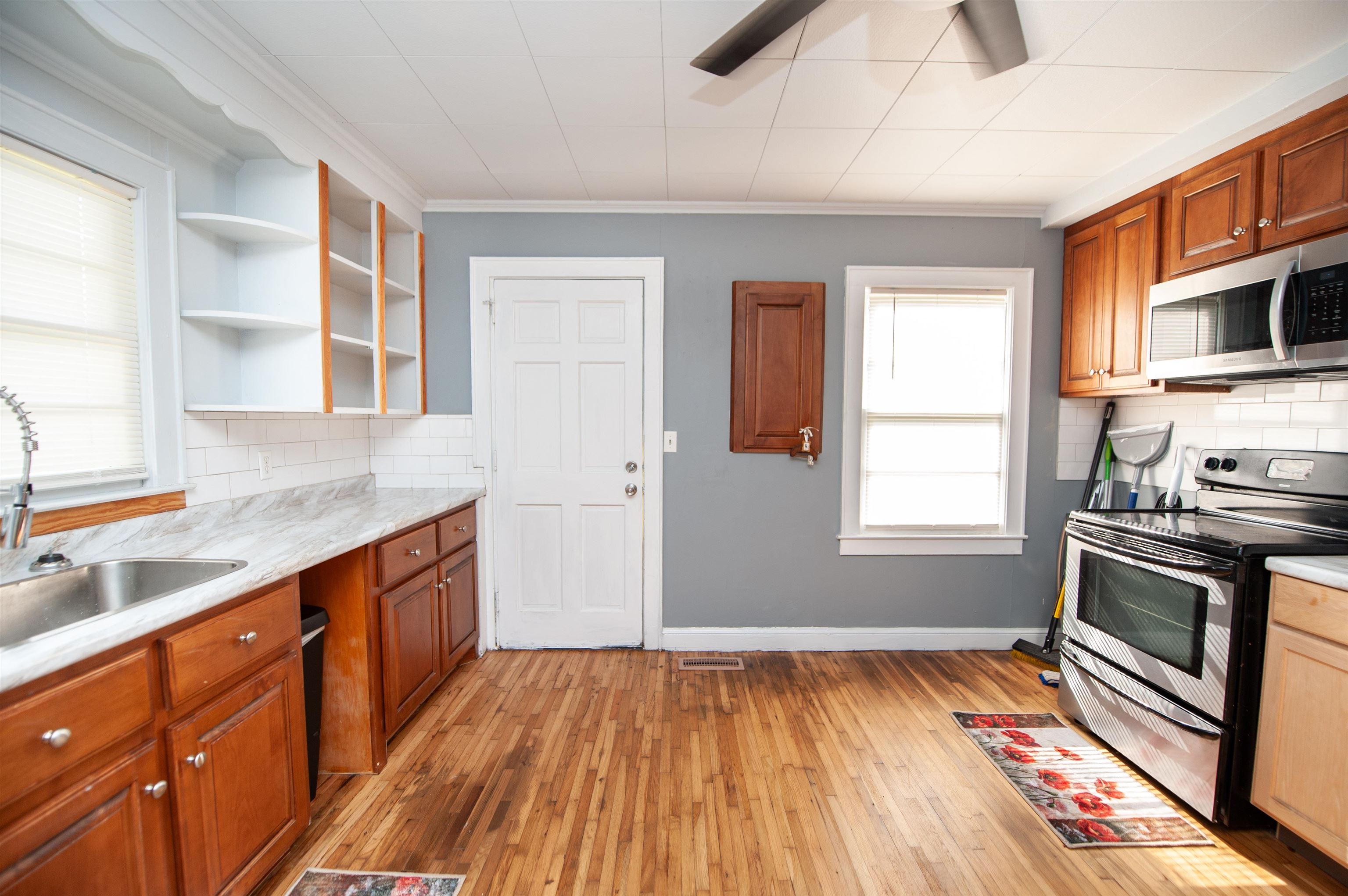 57 Gosnell Ave Property Photo 7