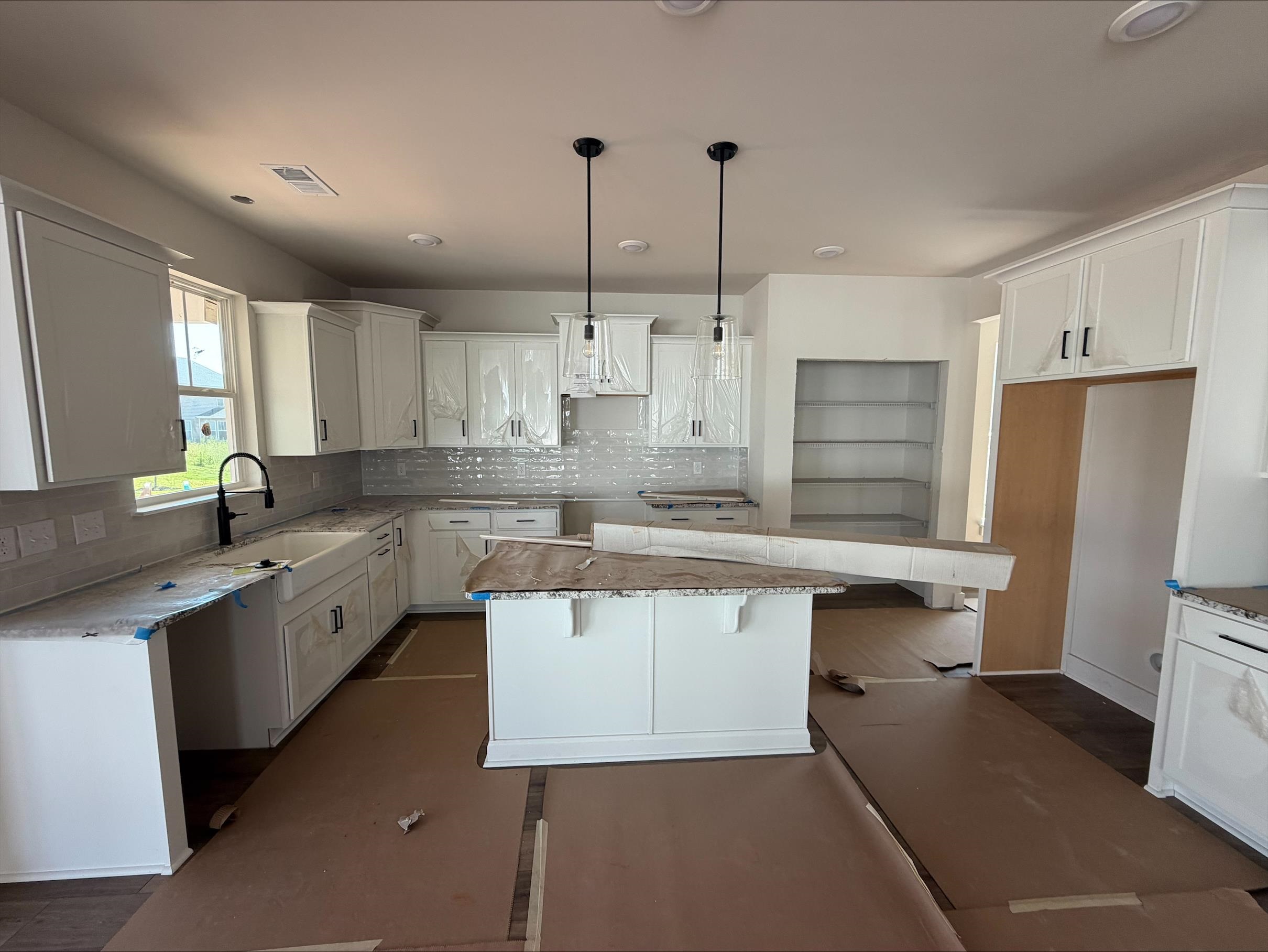 928 Tibetan Street Property Photo 3