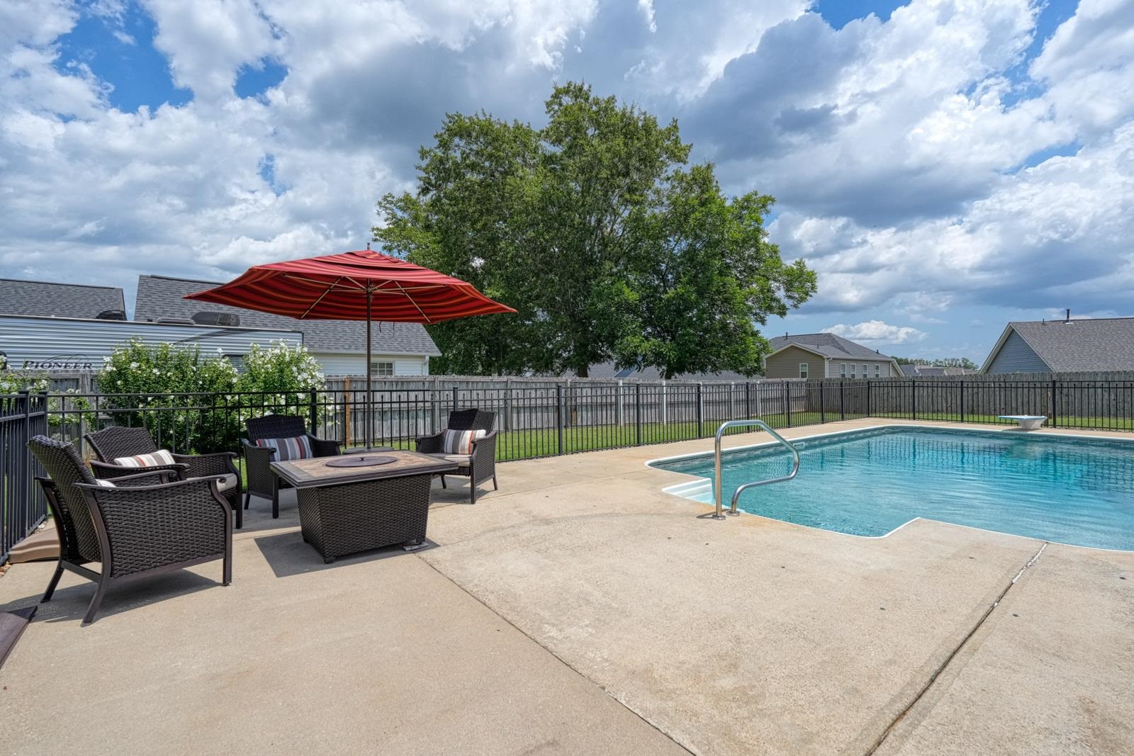 140 Bermuda Lane Property Photo 11