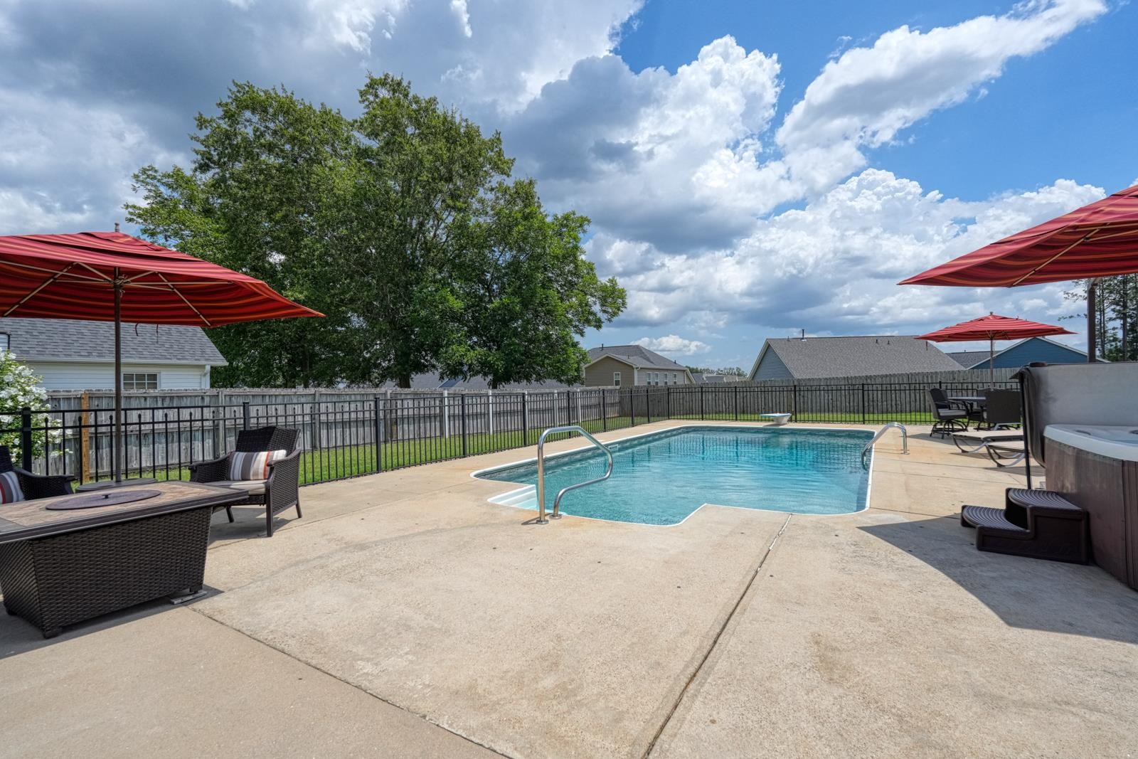 140 Bermuda Lane Property Photo 31