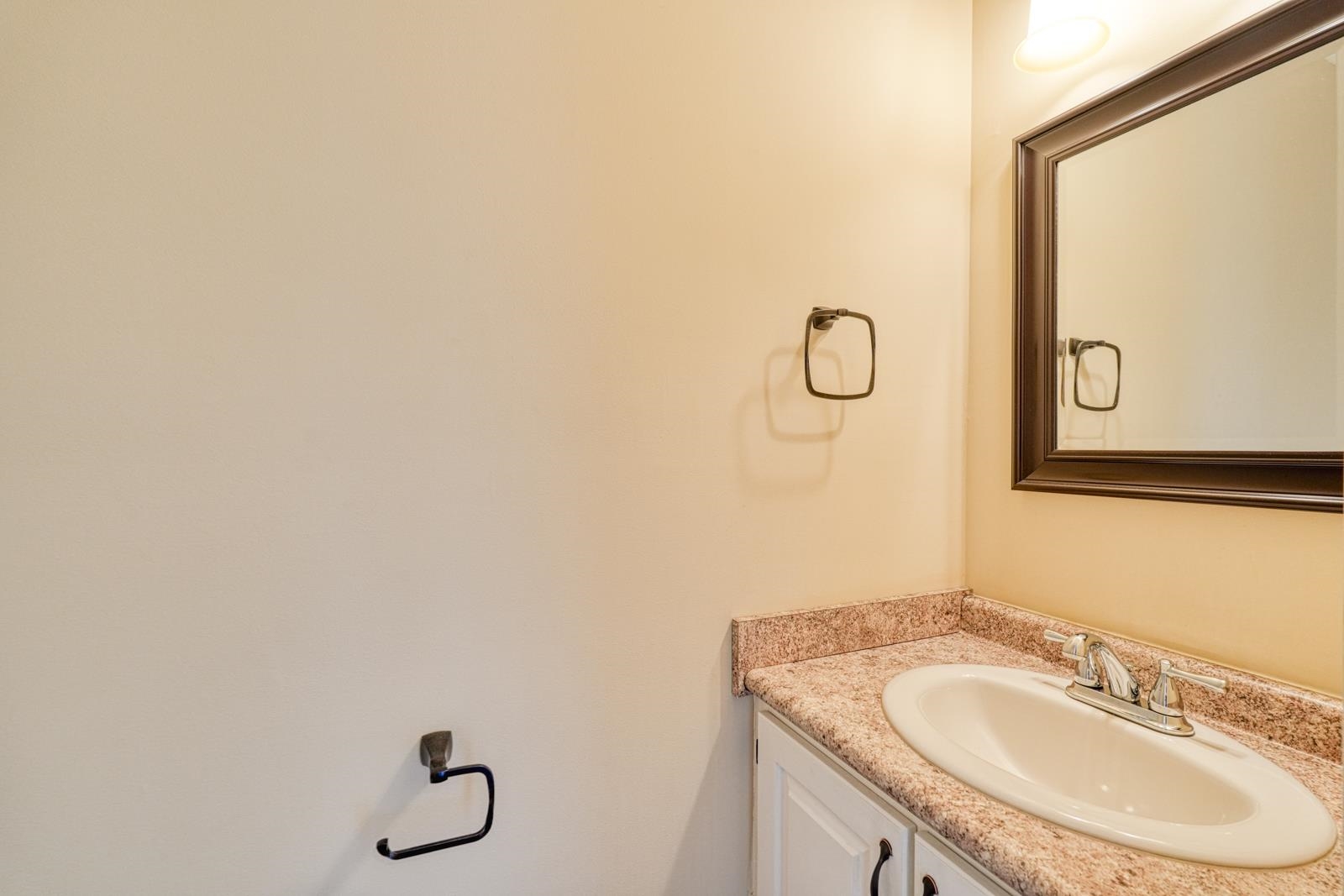 140 Bermuda Lane Property Photo 34