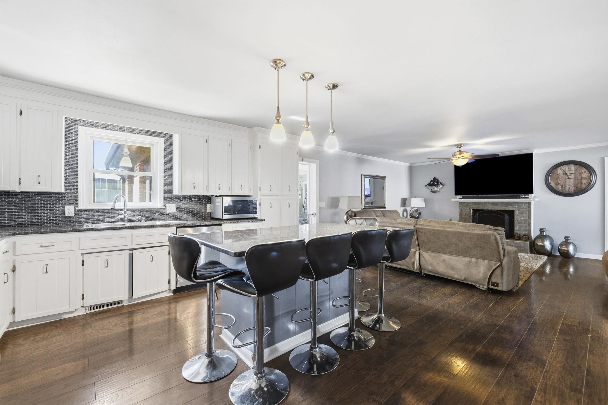 1218 Brushy Creek Road Property Photo 14