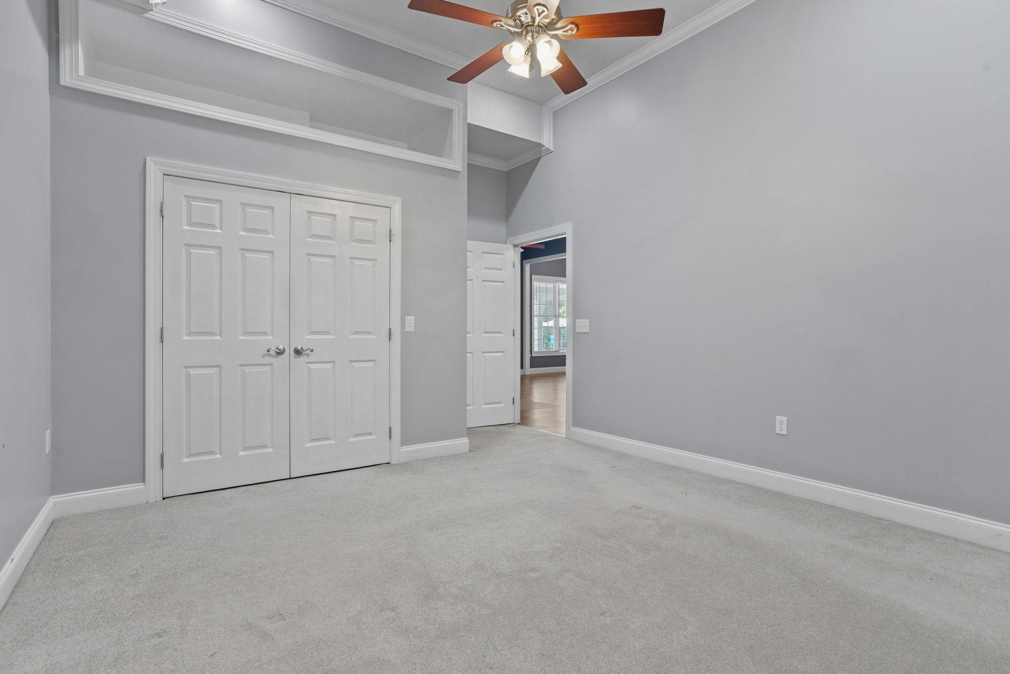 865 E Heathland Drive Property Photo 41