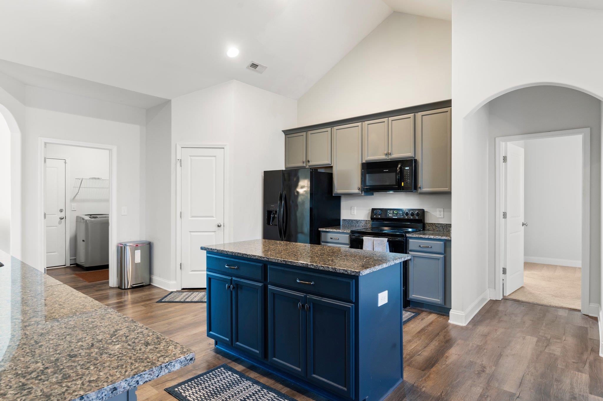 615 Forden Drive Property Photo 13
