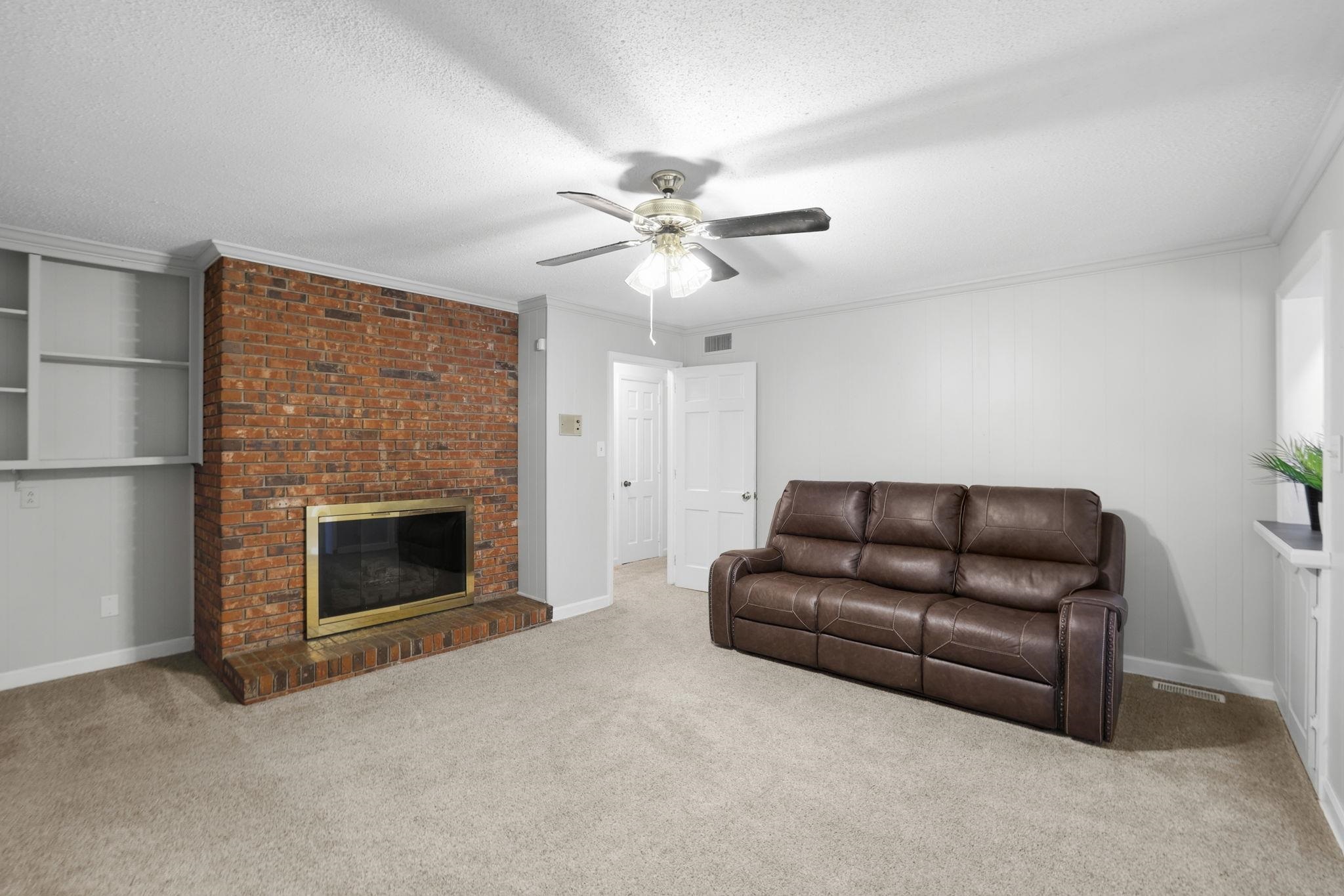 108 Sunline Place Property Photo 11