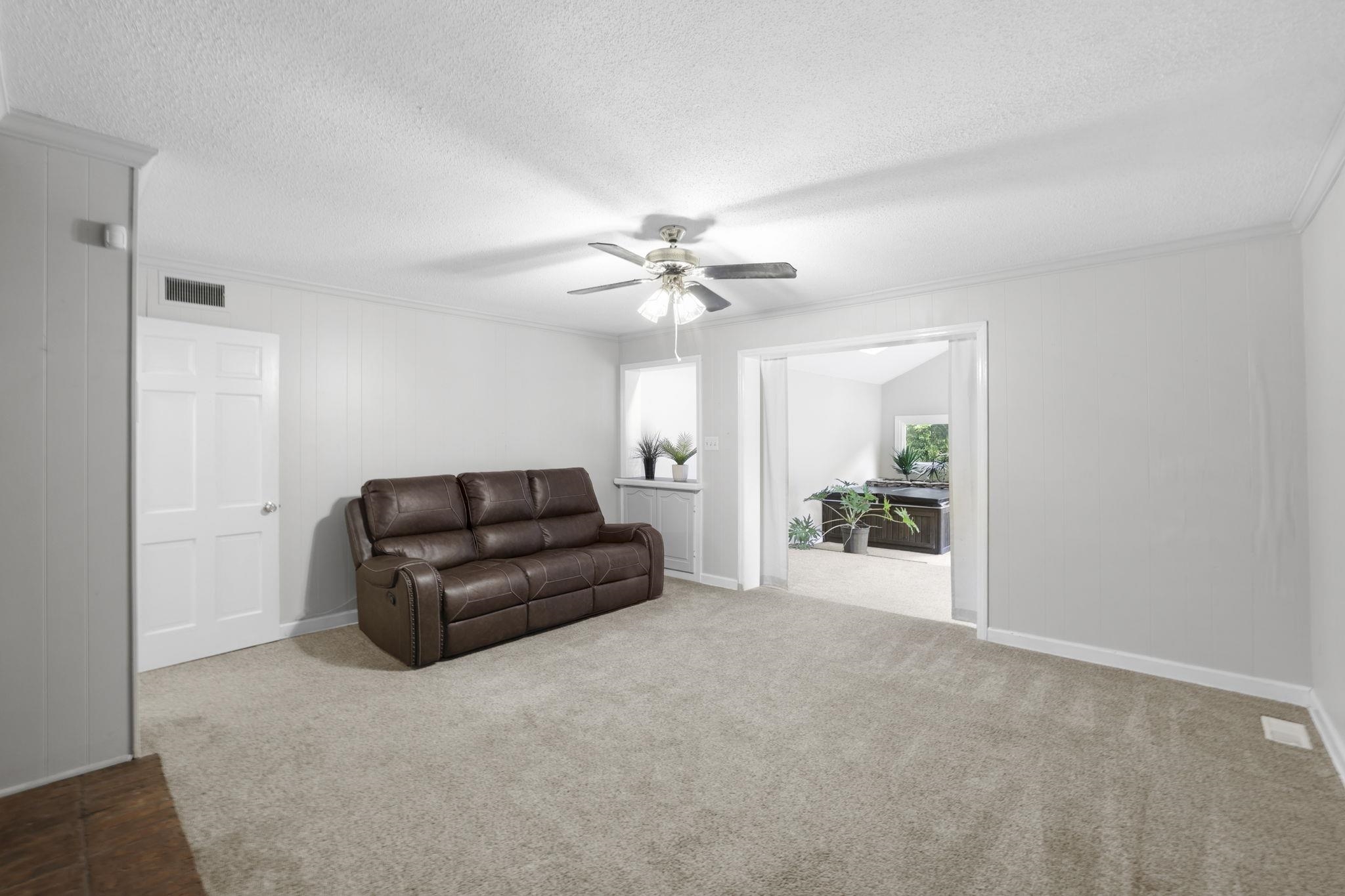108 Sunline Place Property Photo 14