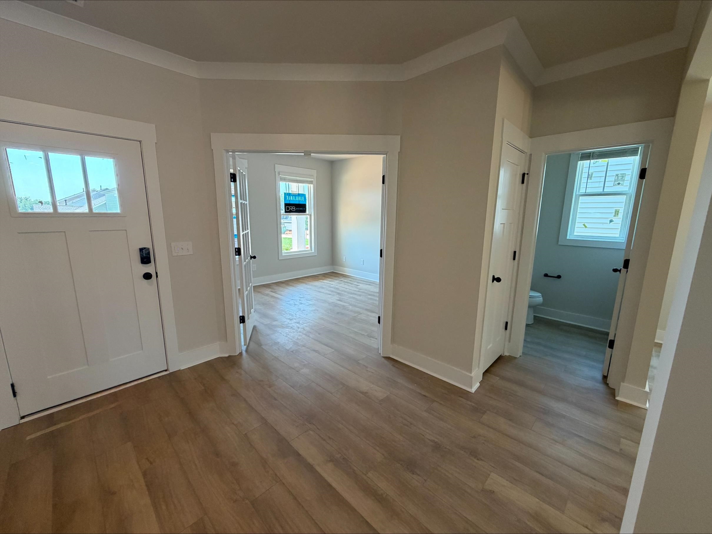 1010 Fox Hollow Street Property Photo 2