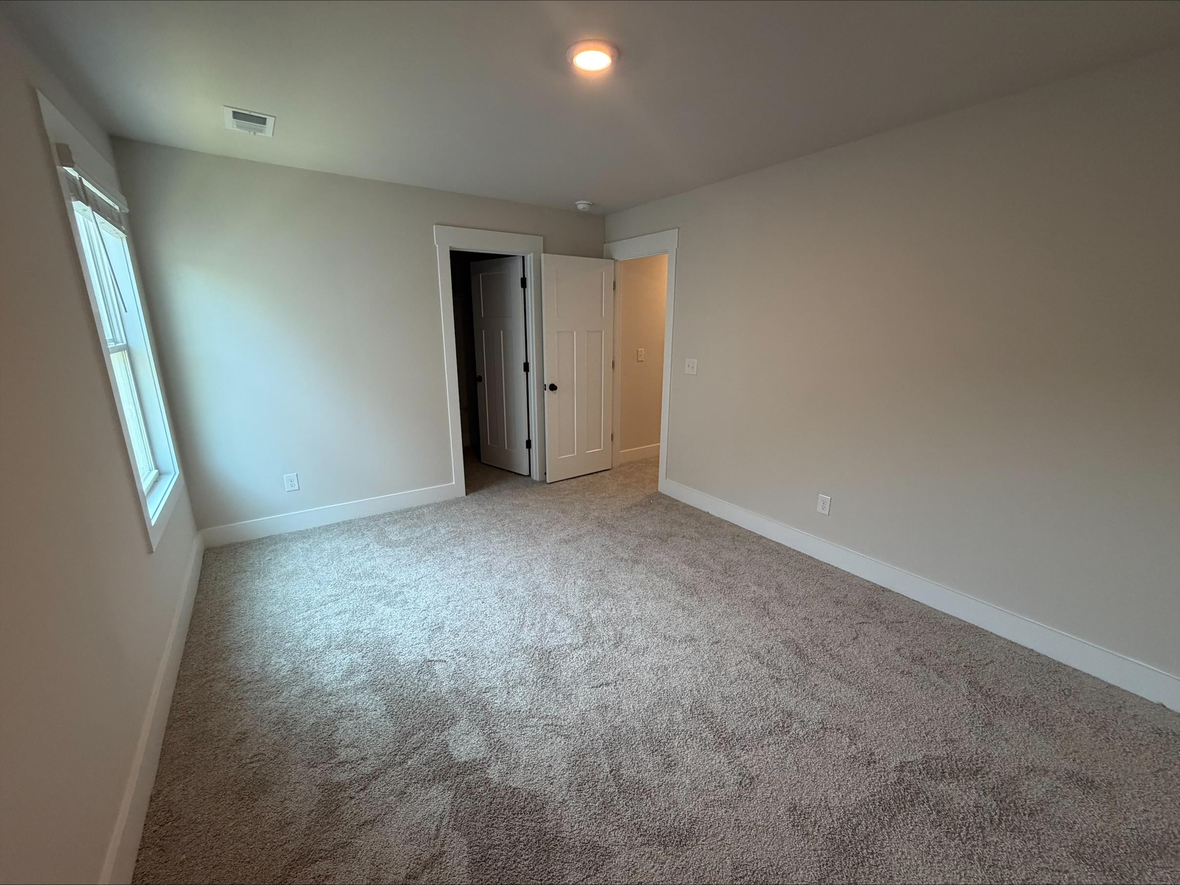 1010 Fox Hollow Street Property Photo 10