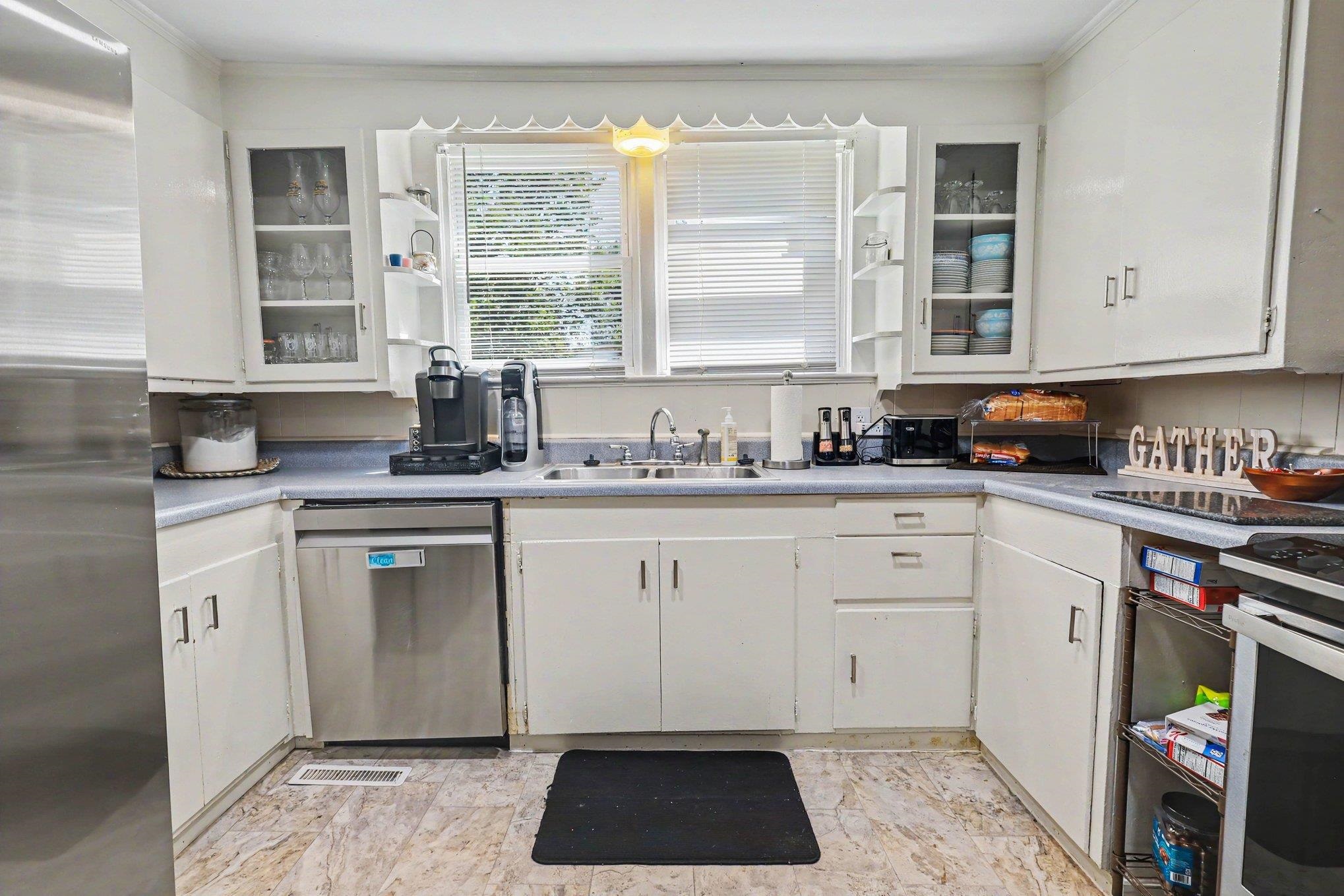 9 G Street Property Photo 10