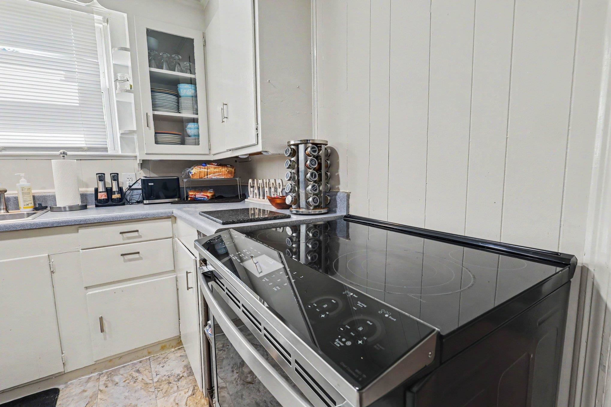 9 G Street Property Photo 11