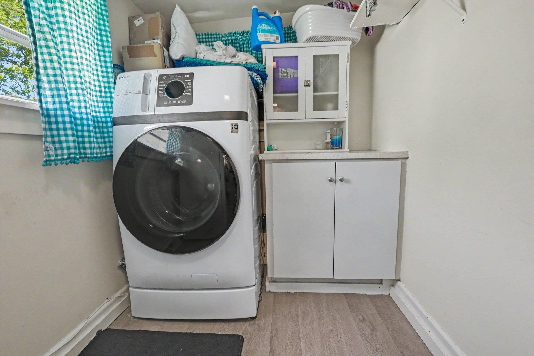 9 G Street Property Photo 12