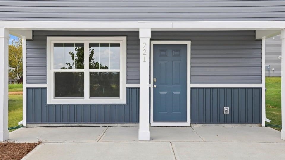 721 Longton Street Property Photo 3