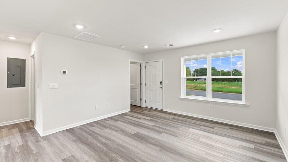 721 Longton Street Property Photo 6