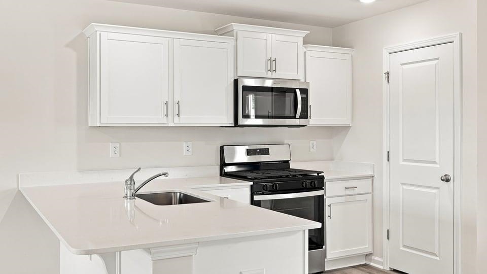 721 Longton Street Property Photo 10